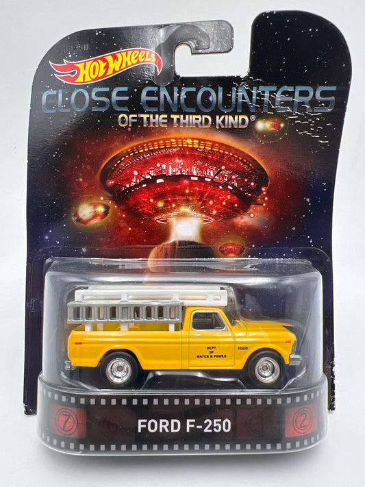Hot Wheels Retro Entertainment Close Encounters Ford F-250 Yellow Bad Card