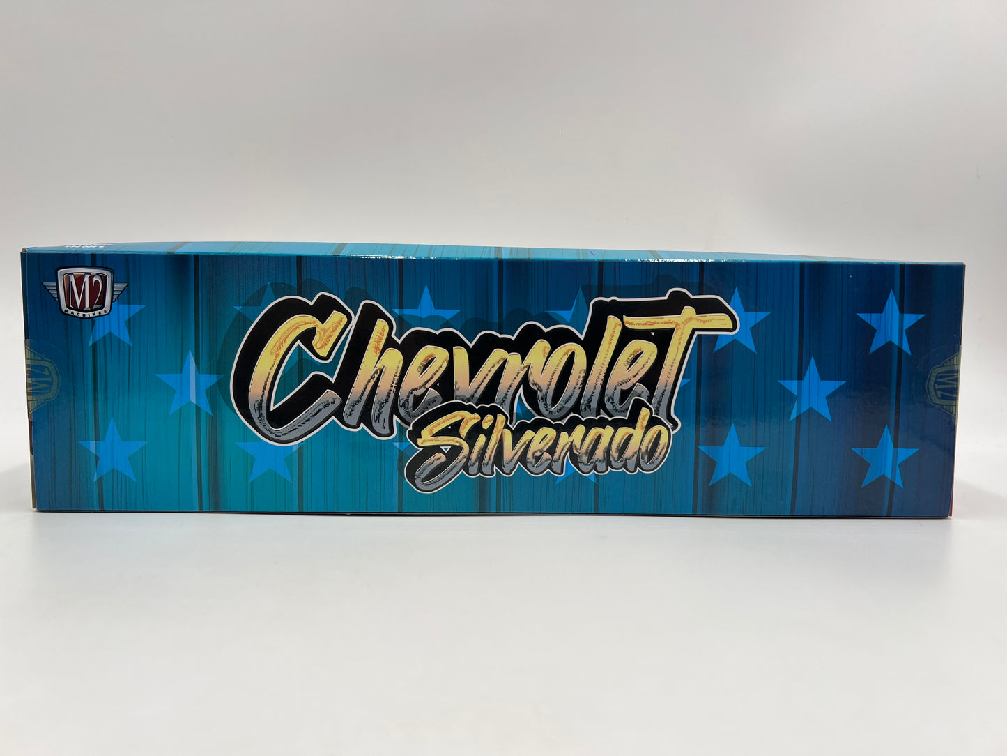 M2 Machines Auto Haulers 1975 Chevrolet Silverado 30 4x4 & 1973 Chevrolet Silverado 30 R87