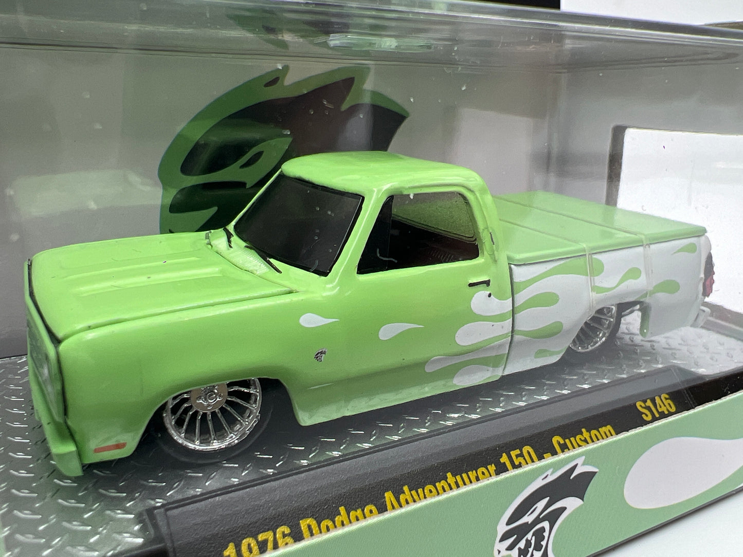 M2 Machines S146 1976 Dodge Adventurer 150 Custom Light Green