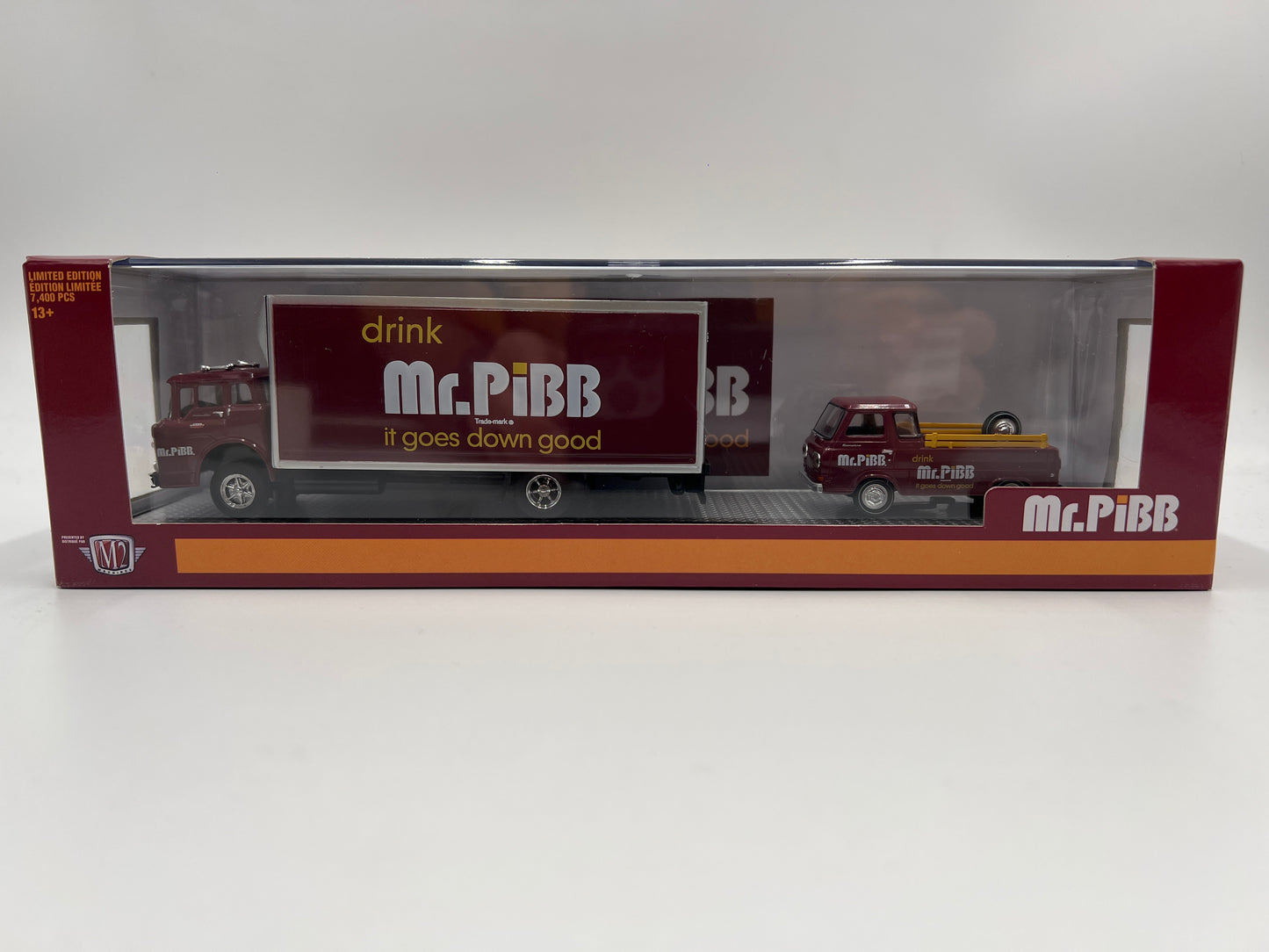 M2 Machines Auto Haulers Mr. Pibb 1966 Ford C-950 Truck & 1964 Ford Econoline Truck TW12