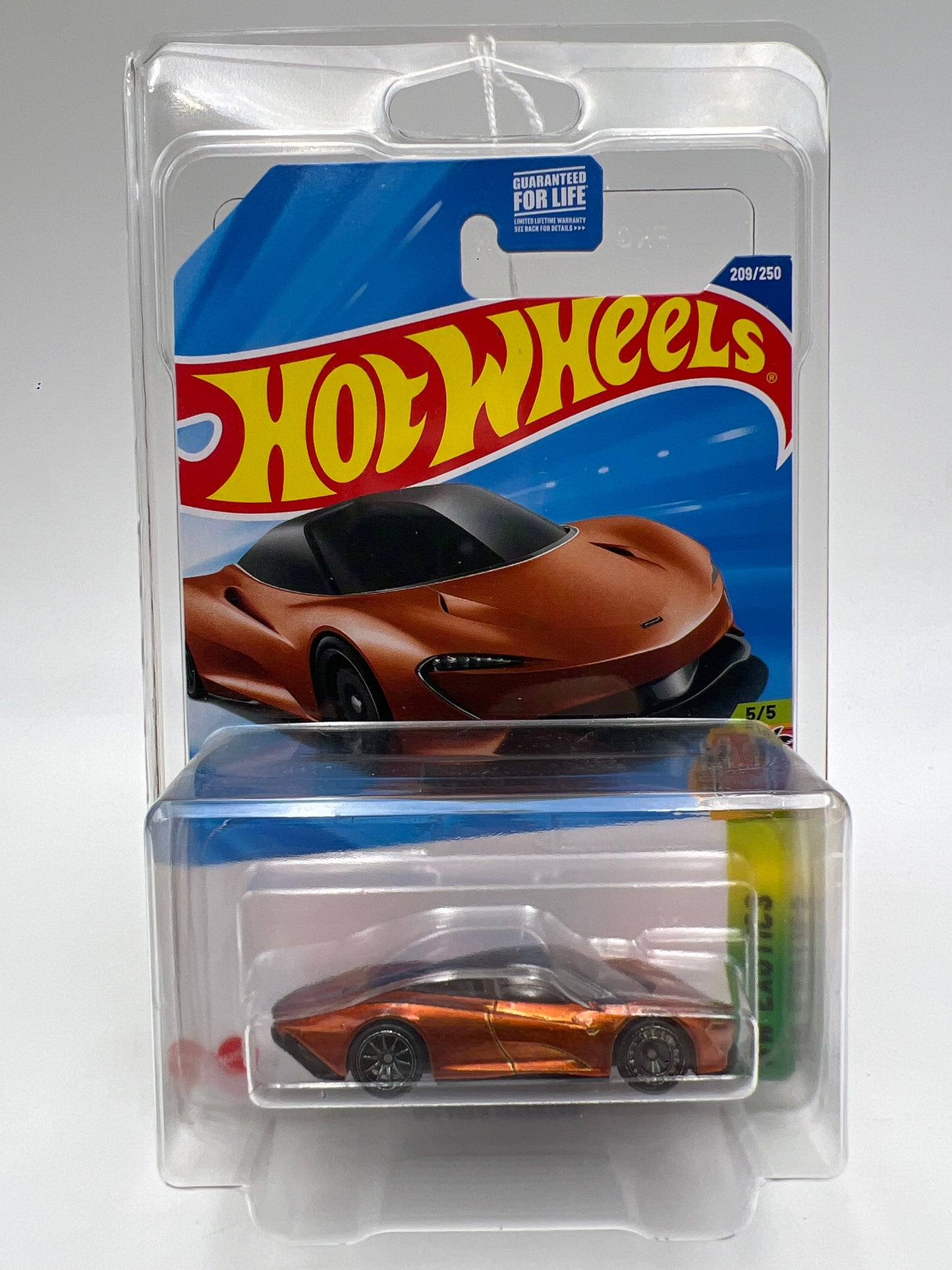 2025 Hot Wheels Super Treasure Hunt #209 McLaren Speedtail Orange W/Protector Cracked Blister
