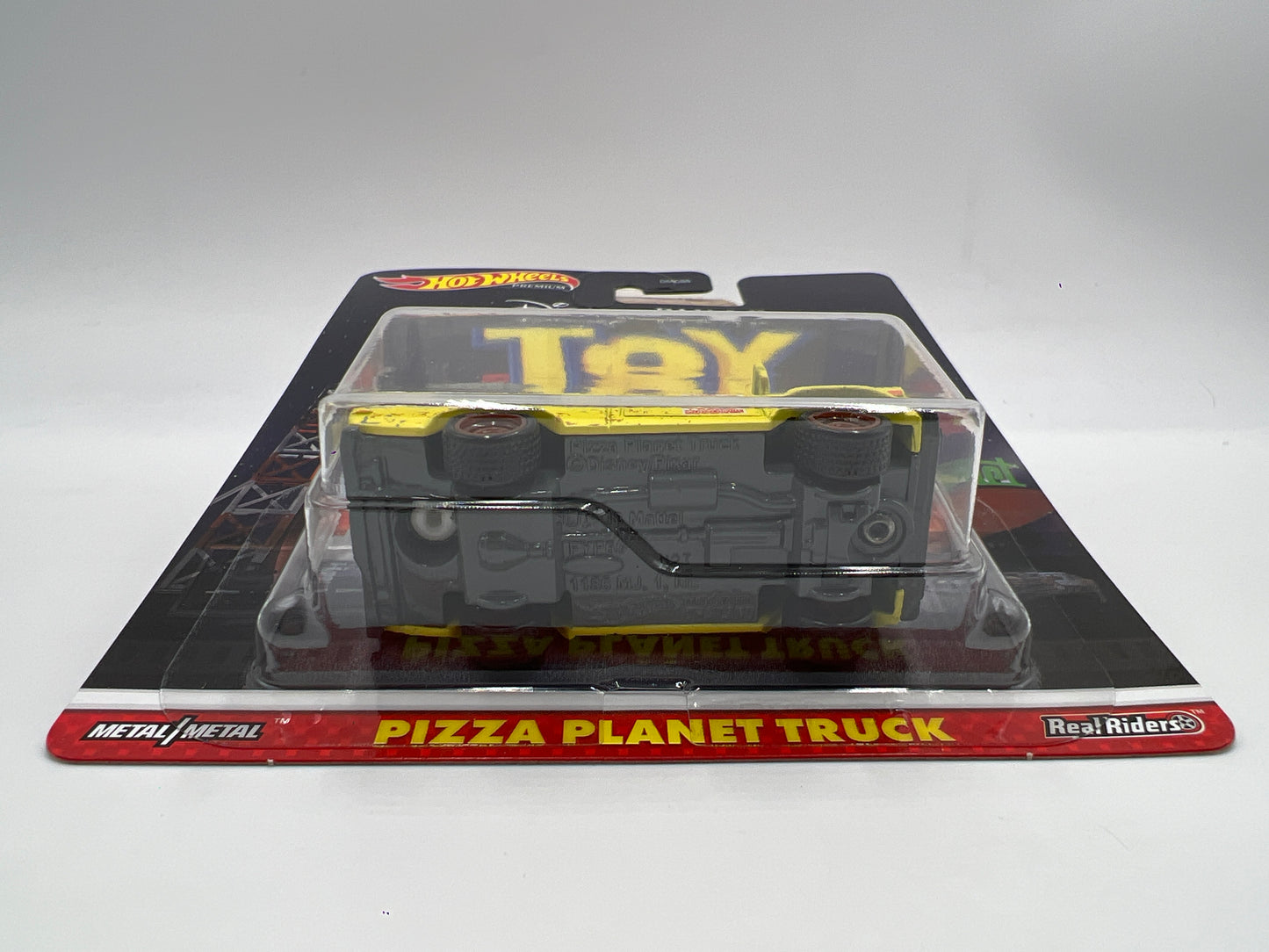 Hot Wheels Disney Pixar Toy Story Pizza Planet Truck Yellow W/Protector