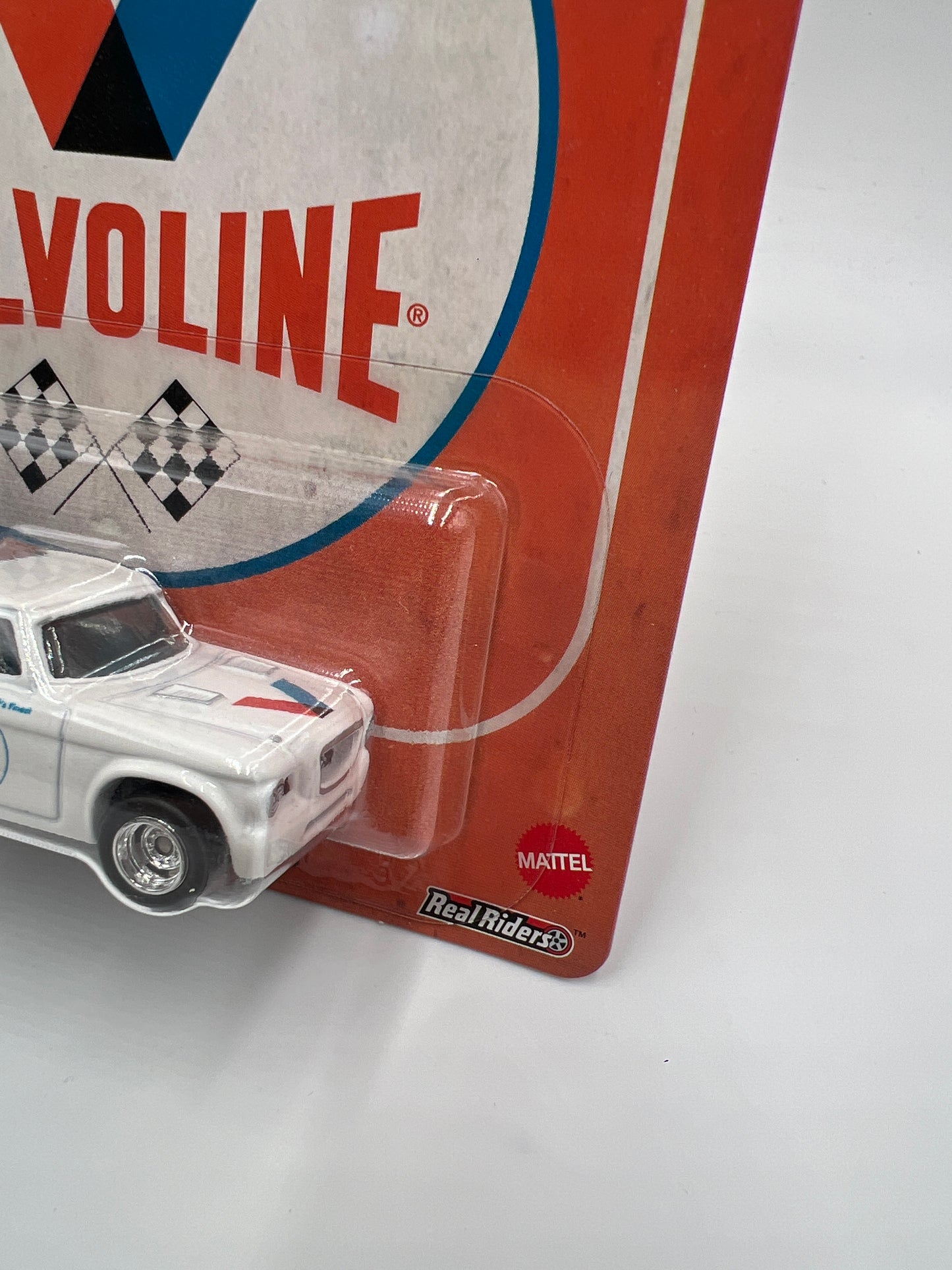 Hot Wheels Premium Vintage Oil #4 63 Studebaker Champ Valvoline White 241i