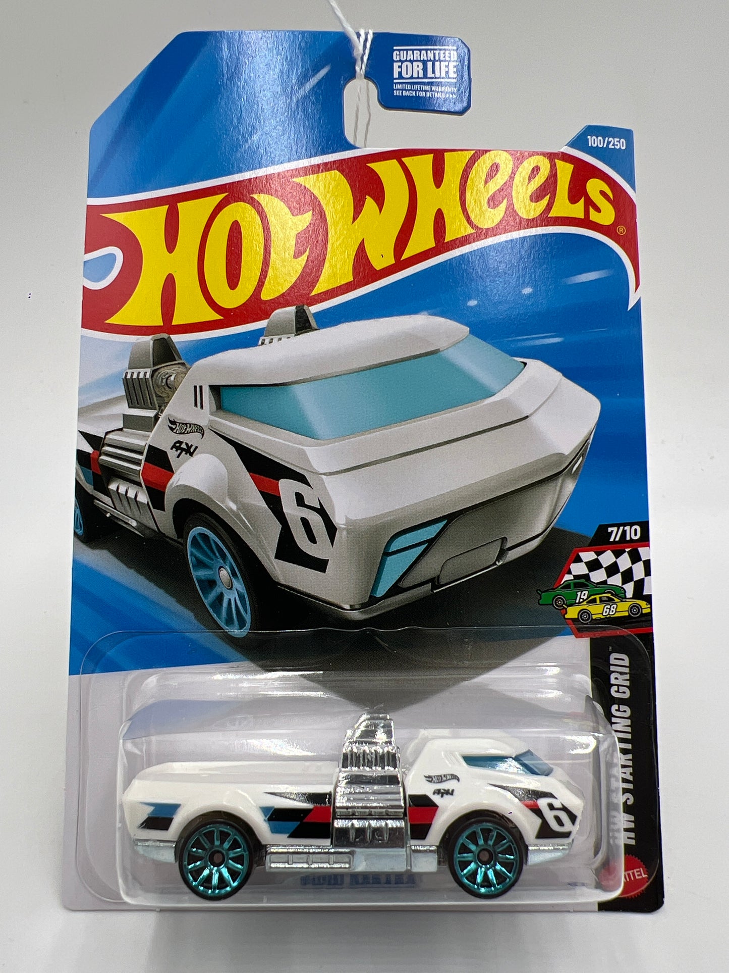 2026 Hot Wheels E Case #100 Twin Dorado White