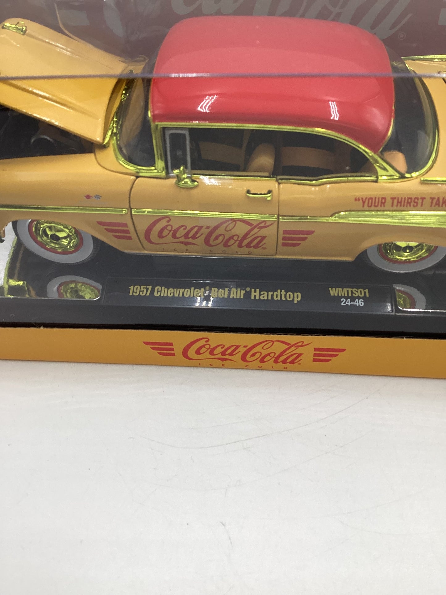 M2 Machines 1/24 Walmart Exclusive Coca Cola 1957 Chevrolet Bel Air Hardtop Yellow WMTS01 CHASE