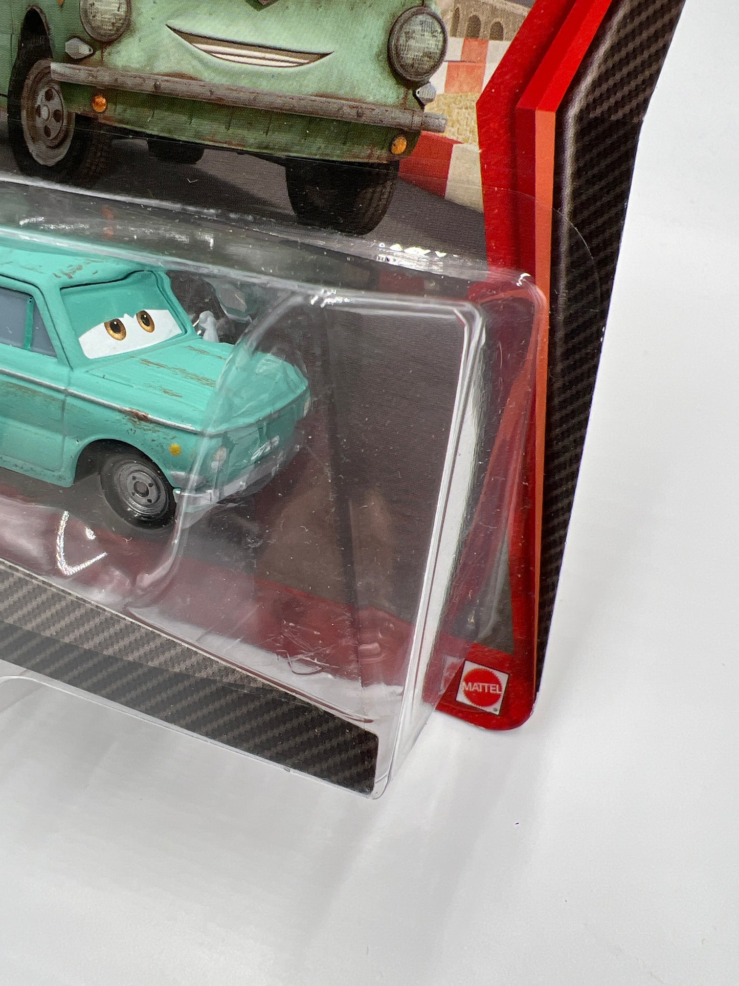 Disney Pixar Cars 2 #18 Petrov Trunkov Green (Vein Top Left) 136H
