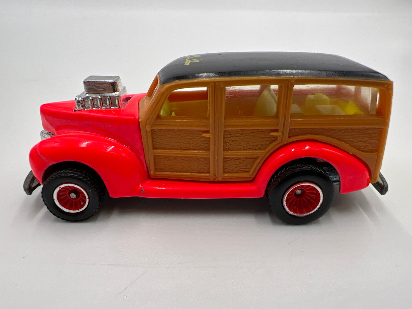 Hot Wheels 1/64 Cal Customs Hi Raker 40s Ford Woodie Real Riders Neon Loose