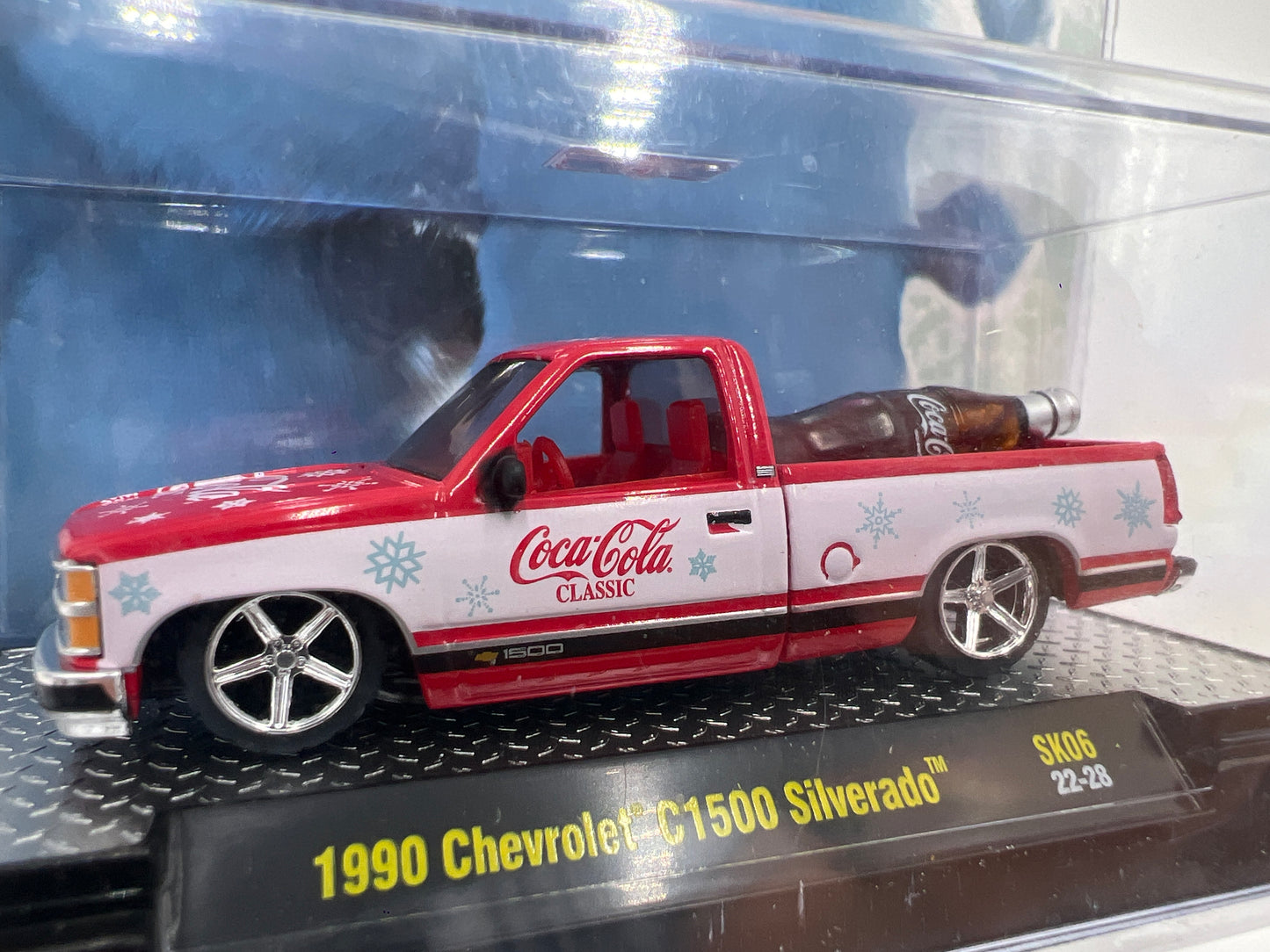 M2 Machines Coca Cola 1990 Chevrolet C1500 Silverado SK06 196A