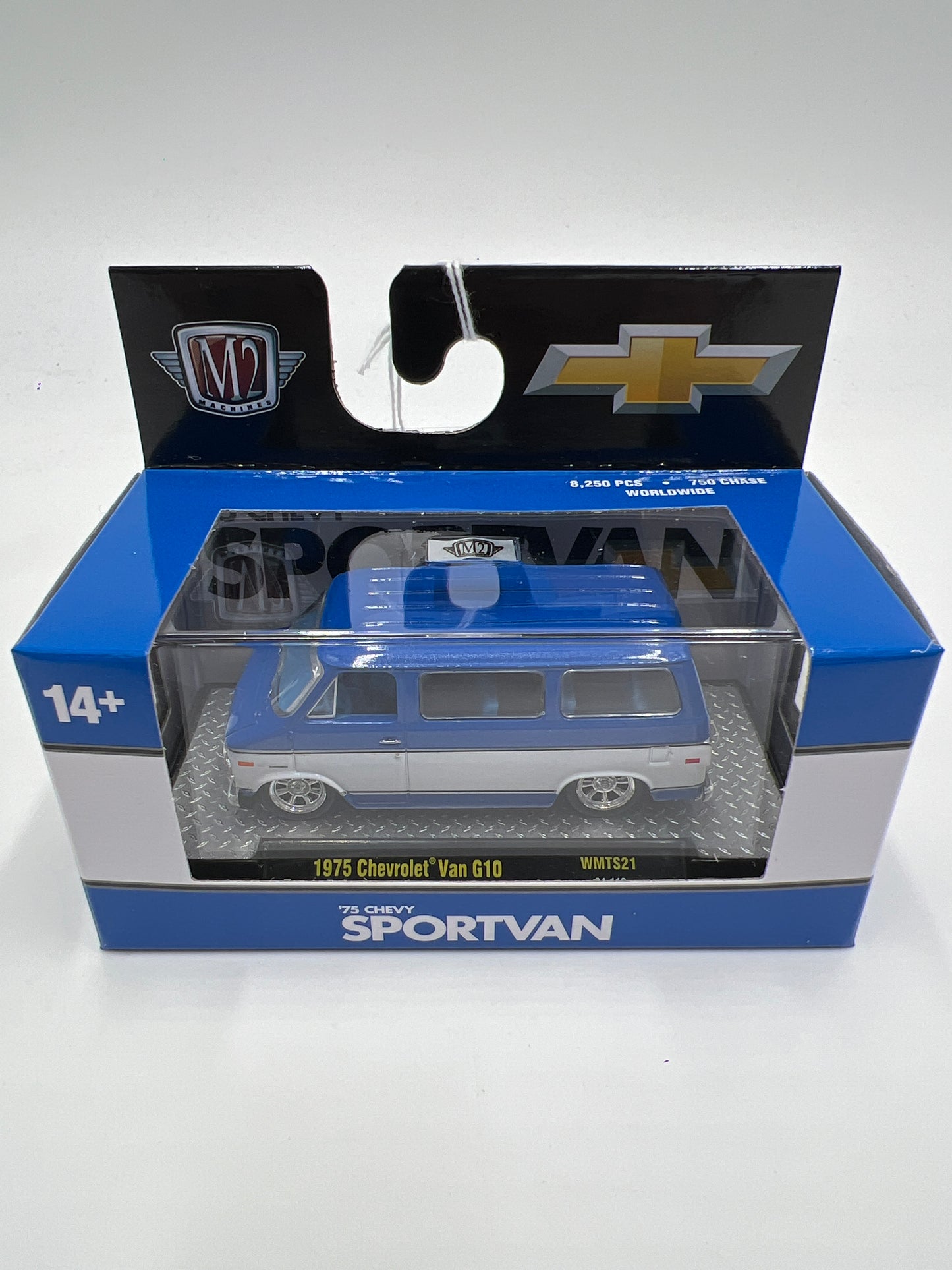M2 Machines Walmart Exclusive 1975 Chevrolet Van G10 Blue WMTS21
