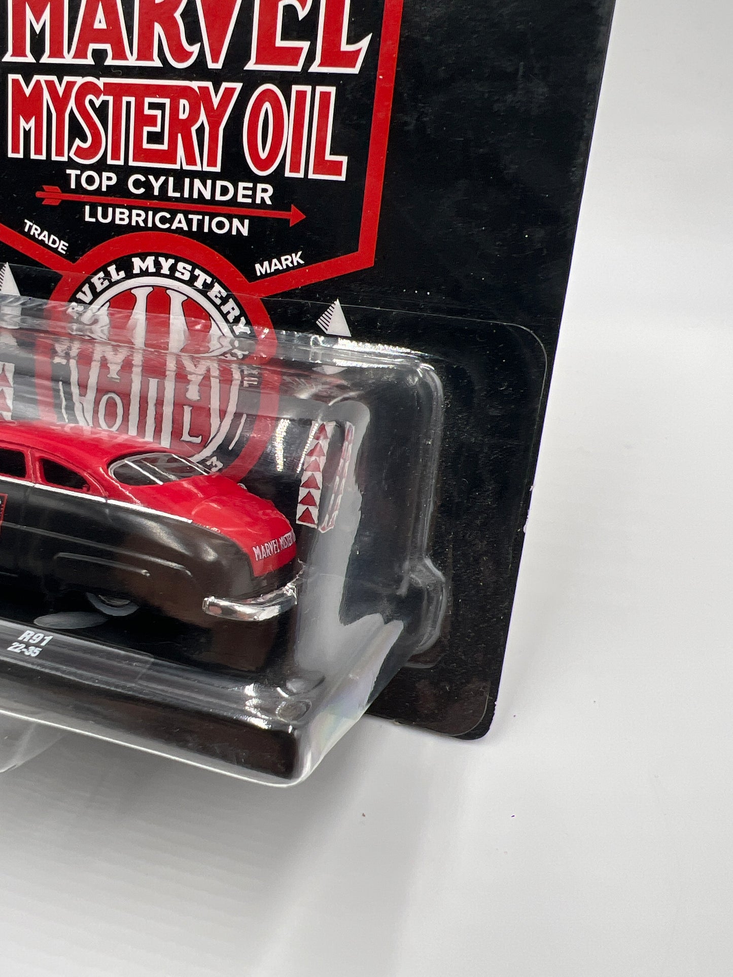 M2 Machines Auto Drivers 1949 Mercury Custom Black/Red Marvel Mystery Oil R91 189A