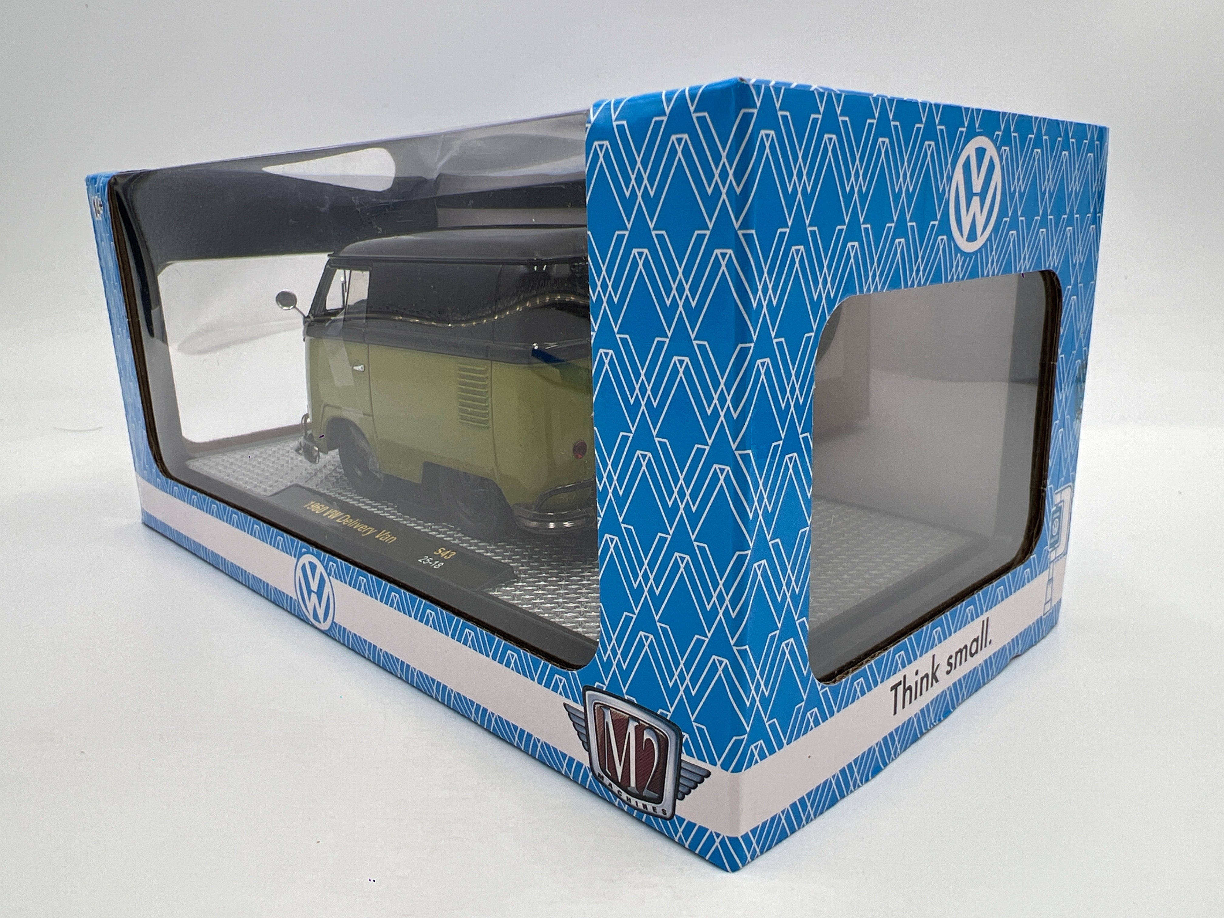 M2 Machines 1/24 1960 VW Delivery Van Green/Black S43