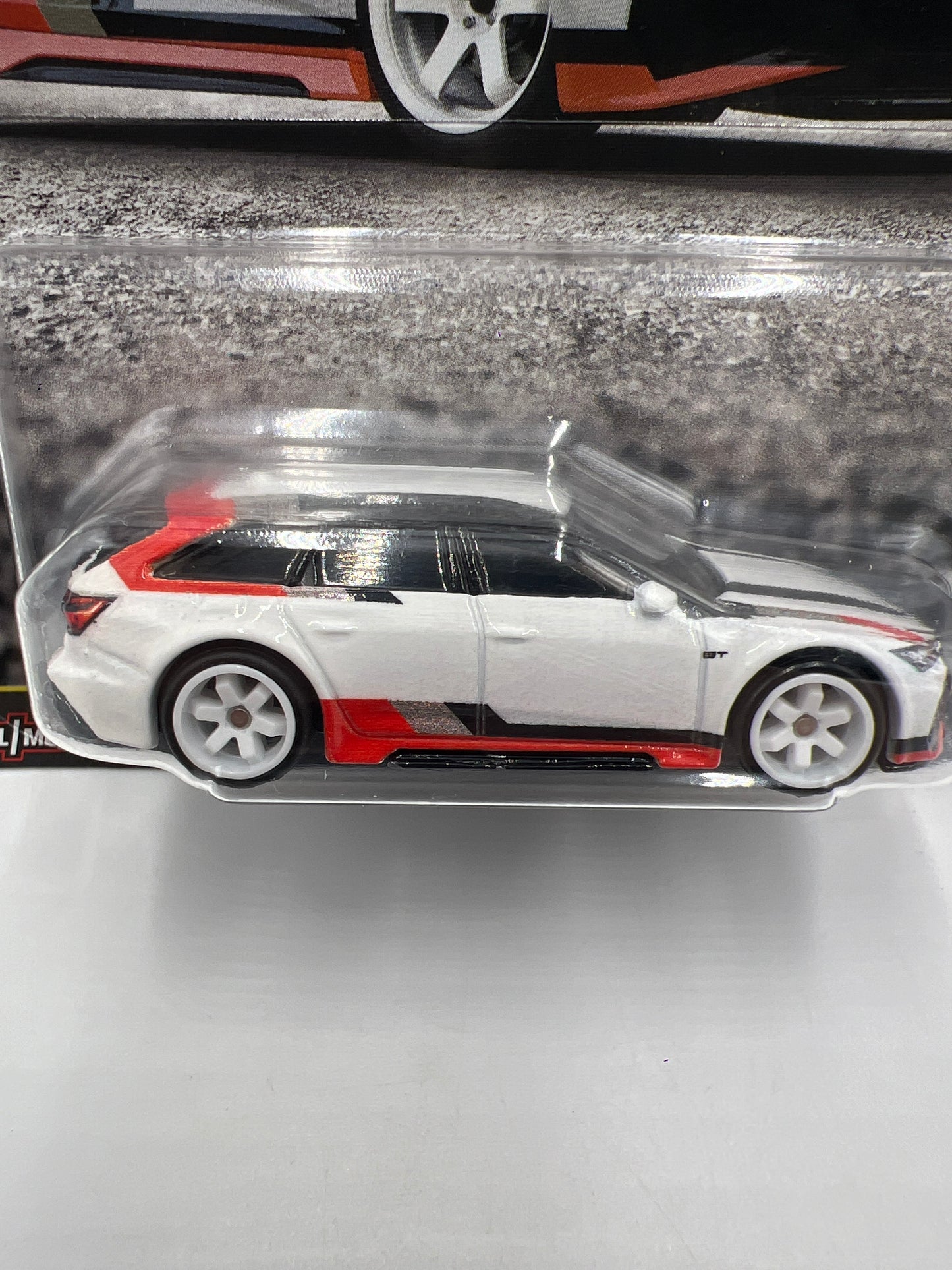 2025 Hot Wheels Car Culture Premium Fast Wagons #1 Audi RS 6 Avant White 260B