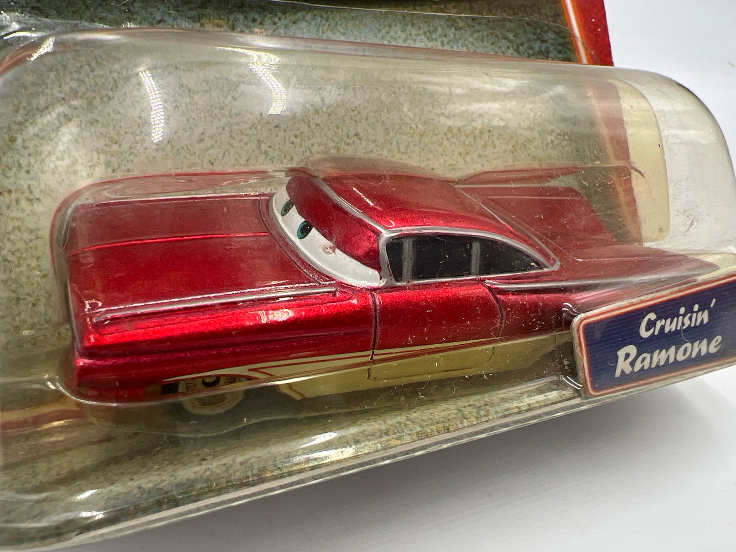 Disney Pixar Cars Supercharged Cruisin Ramone Red 137H