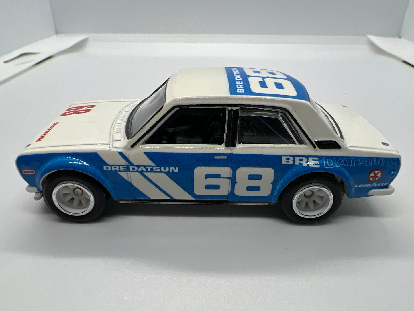 Hot Wheels 1/64 Premium Team Transport Datsun Bluebird 510 BRE Loose
