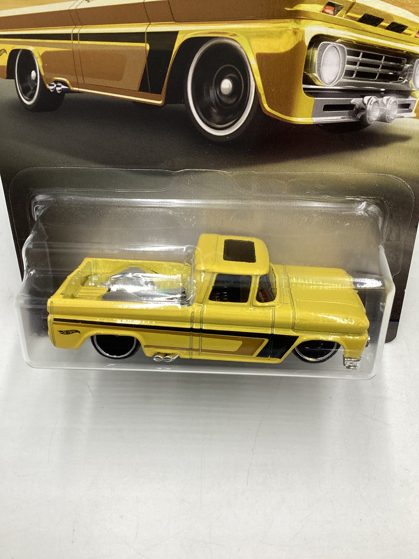 Hot Wheels Walmart 100 Years Chevy #4 Custom 62 Chevy Pickup Yellow 162D