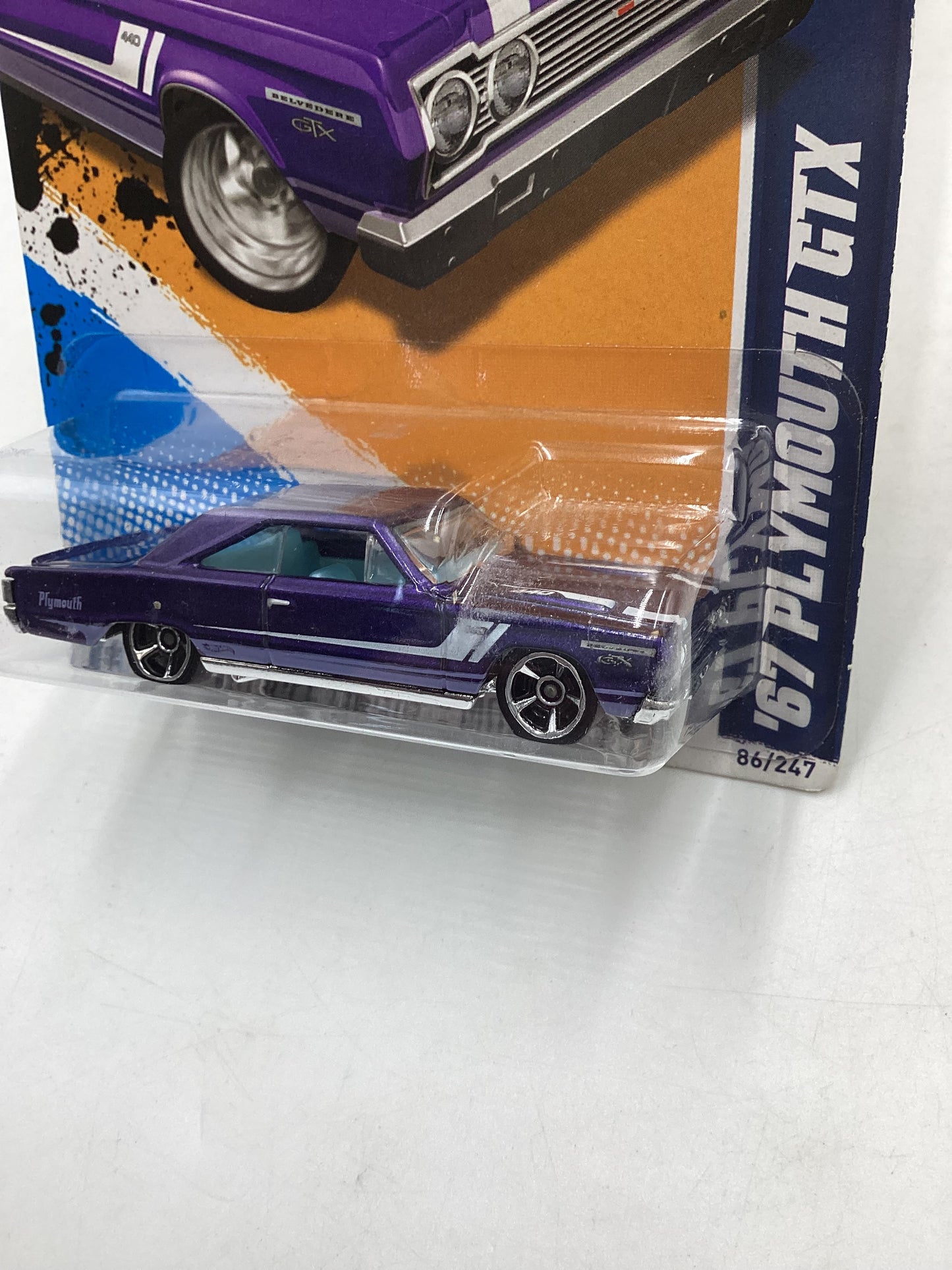 2012 Hot Wheels Muscle Mania Mopar #86 67 Plymouth GTX Purple 36A