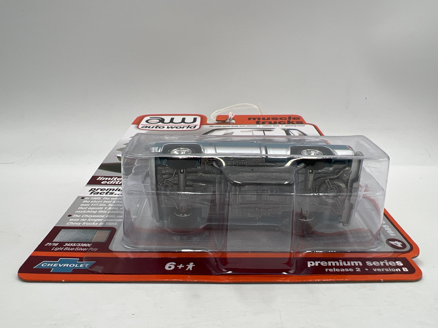 Auto World Muscle Trucks Release 2 Version B 1985 Chevy Silverado Fleetside Blue 185A