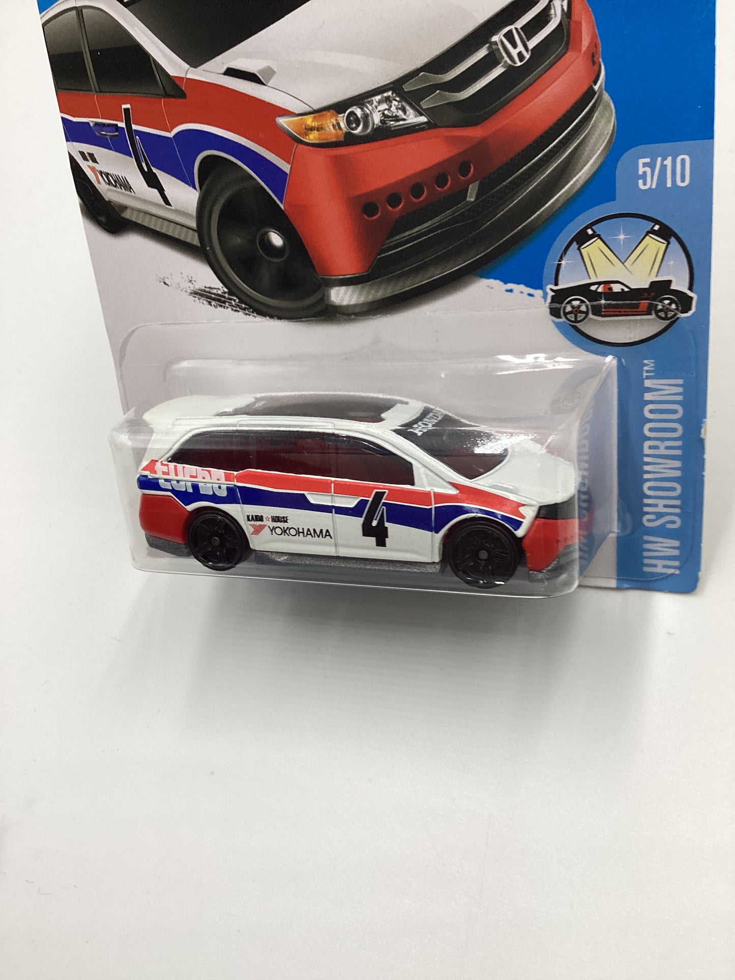 2016 Hot Wheels #115 Honda Odyssey White Yokohama 79D