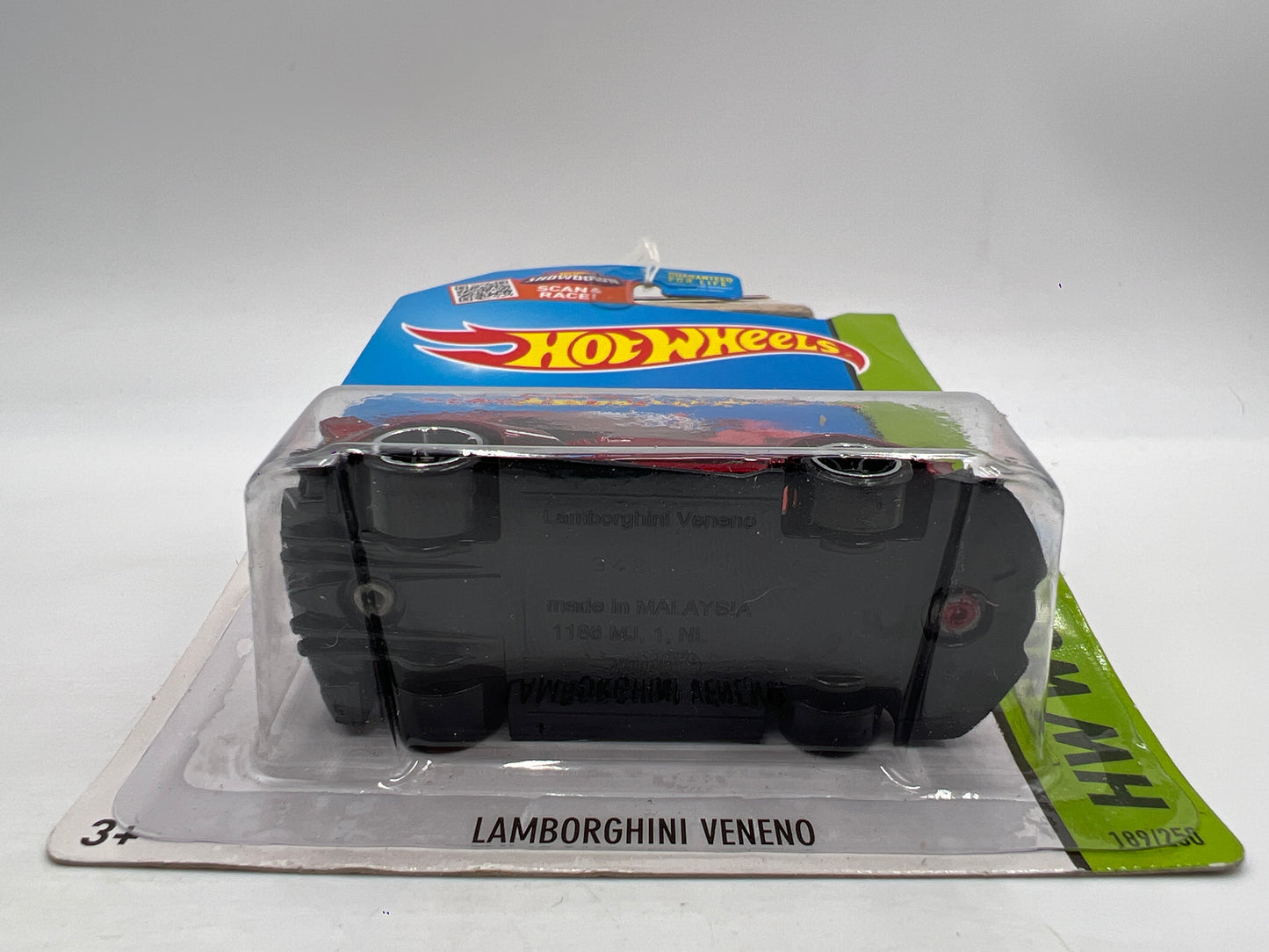 2015 Hot Wheels Workshop #189 Lamborghini Veneno Red