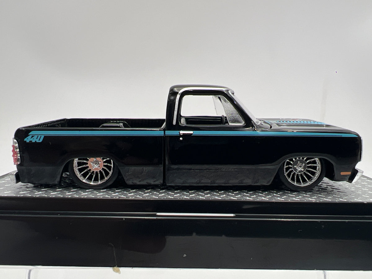 2026 M2 Machines R01 Blind Box 1972 Dodge Adventurer 100 Custom Black