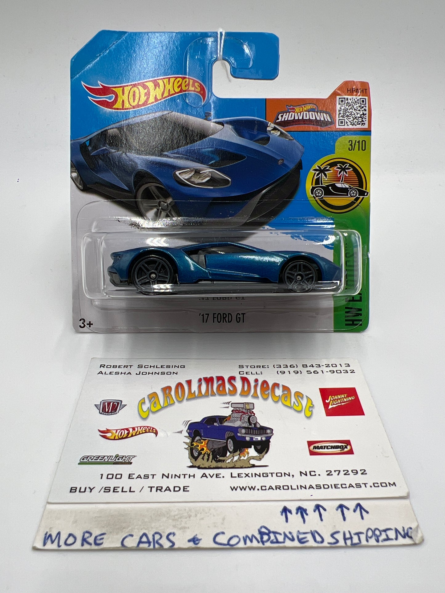 2016 Hot Wheels Exotics #73 17 Ford GT Blue Short Card Card Not Perfect 19B