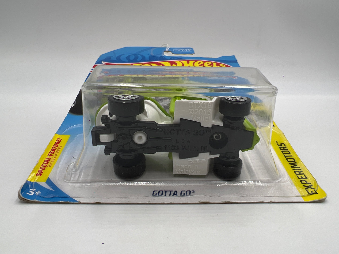 2018 Hot Wheels Experimotors Kroger Exclusive Gotta Go Green Bad Card 238H