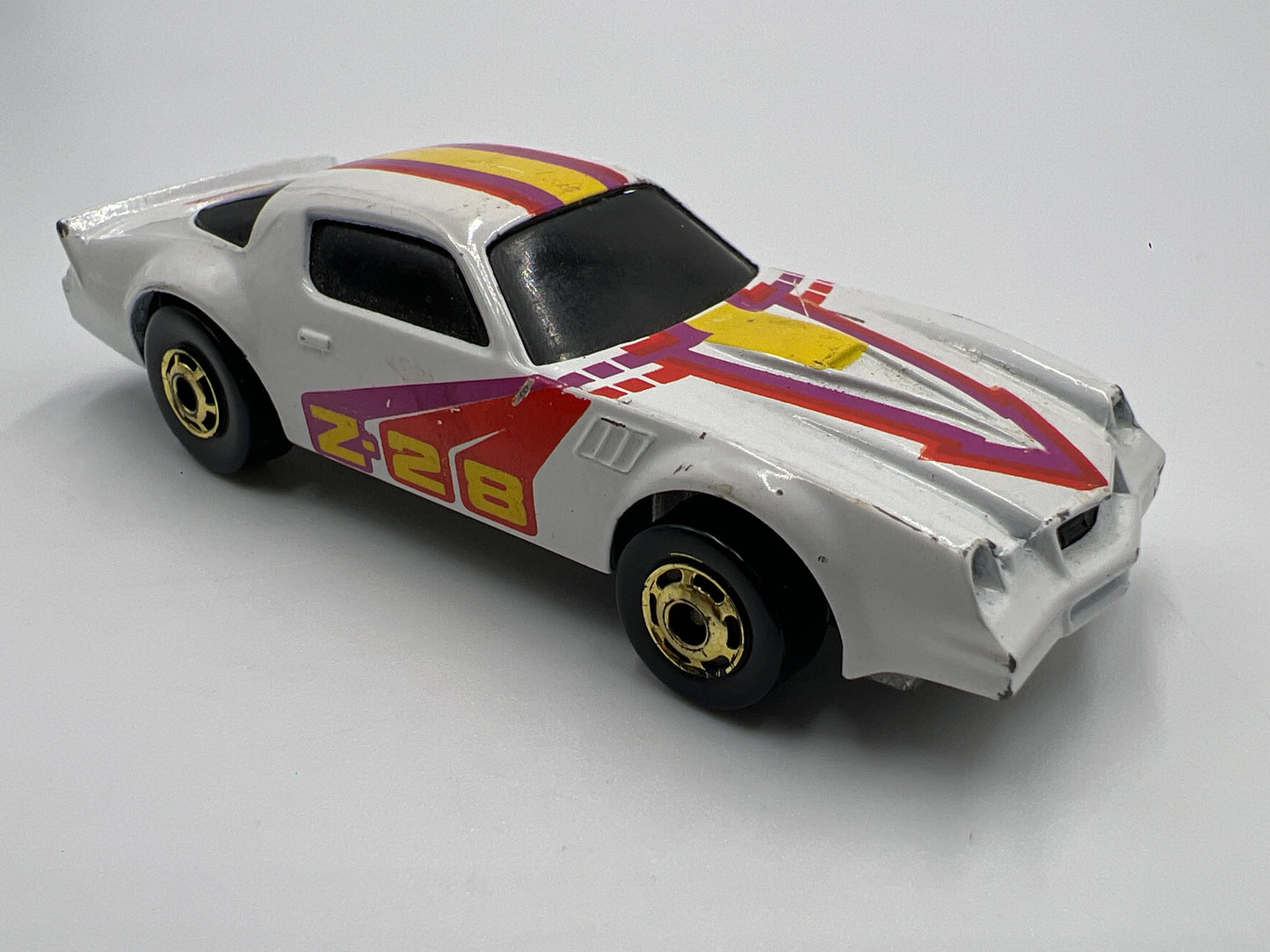 Hot Wheels Blackwall 1982 Chevy Camaro Z-28 White GHO Wheels Loose