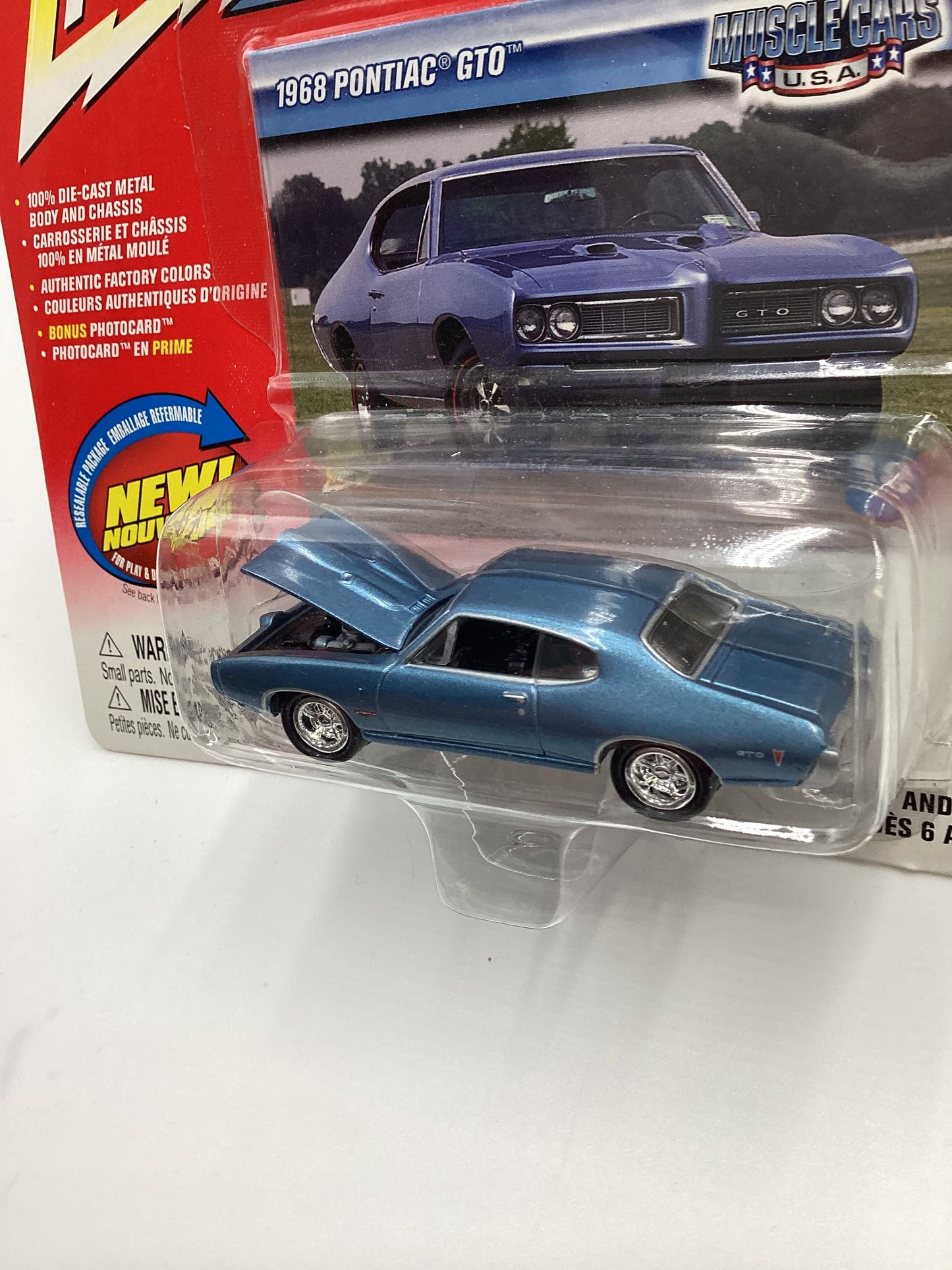 Johnny Lightning Muscle Cars USA 1968 Pontiac GTO 230G