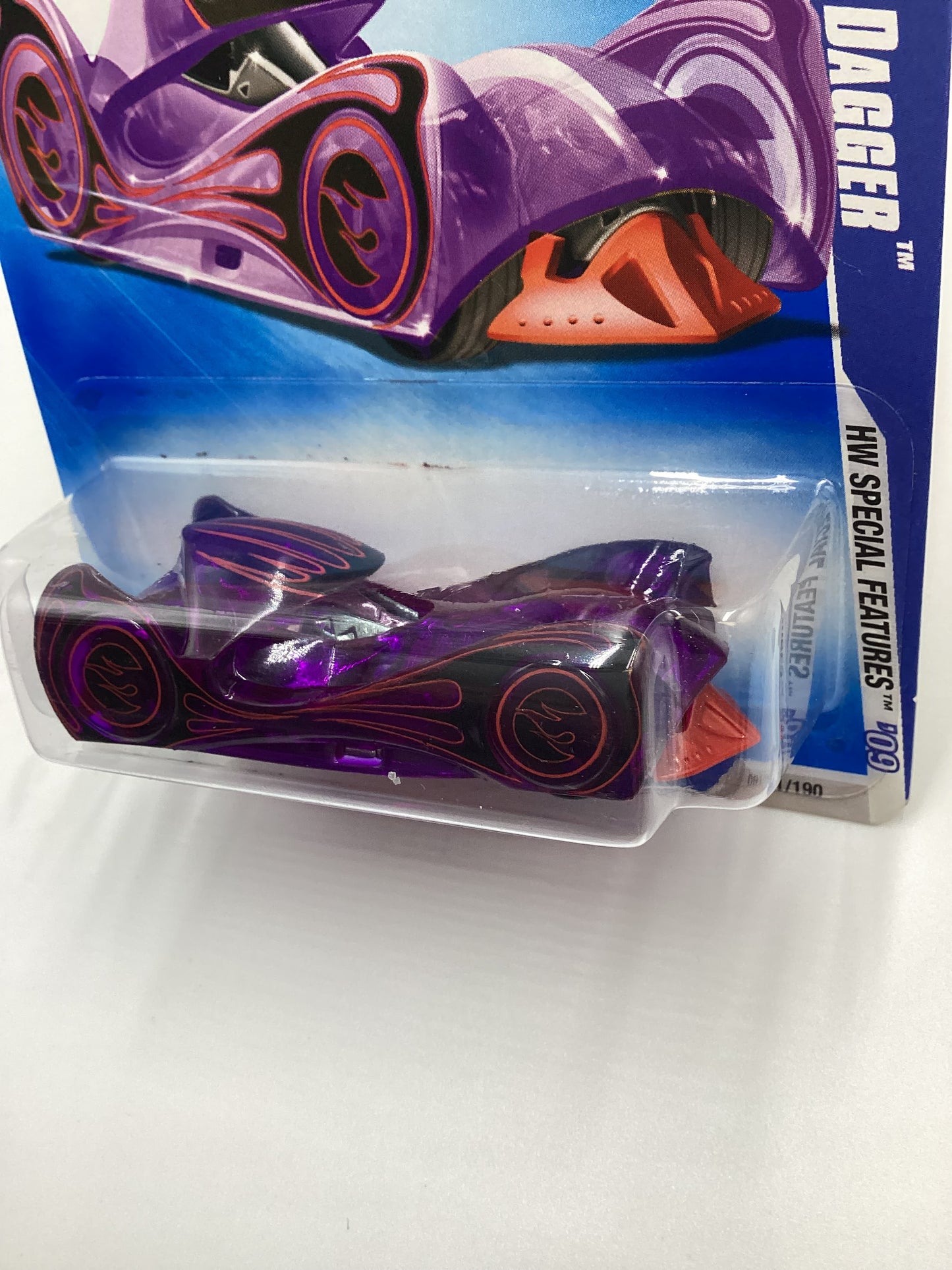 2009 Hot wheels #091 Cloak and Dagger Purple GG2