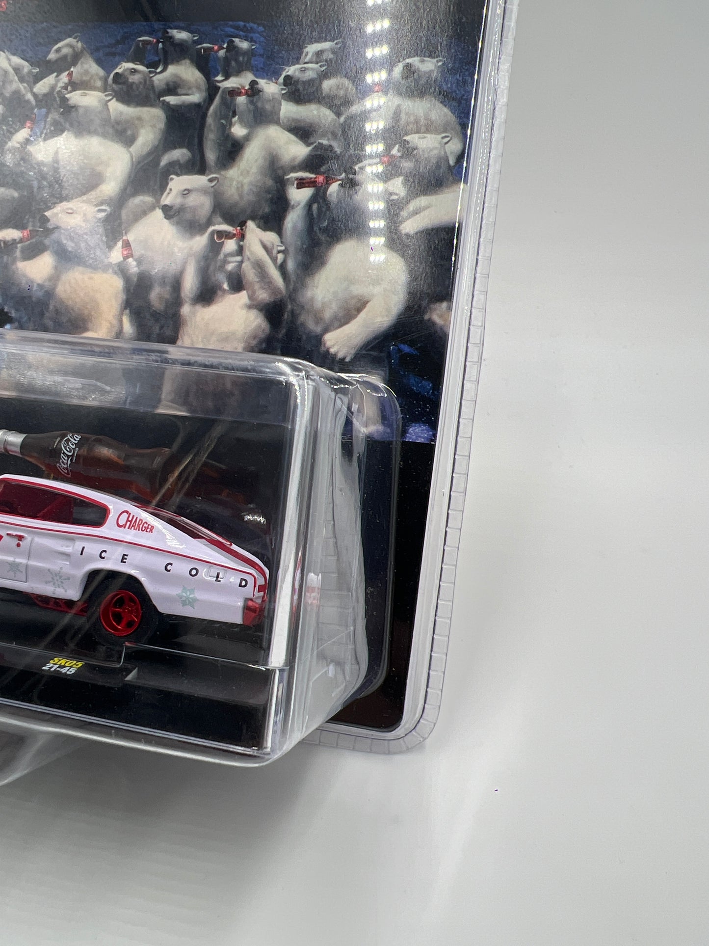 M2 Machines Coca Cola CHASE 1966 Dodge Charger Gasser White SK05