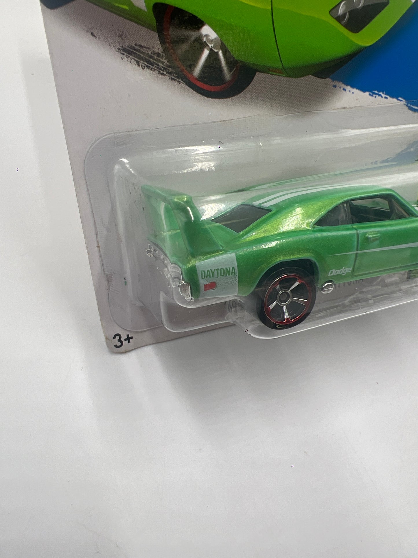 HW 2014 Hot wheels Workshop #234 69 Dodge Charger Daytona 40B *Card Not Perfect*