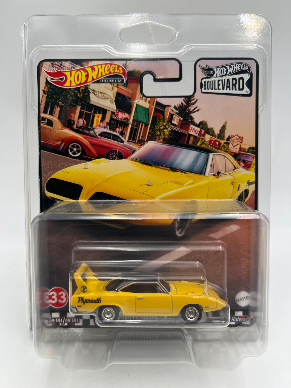 Hot Wheels Premium Boulevard #33 70 Plymouth Superbird Yellow W/Protector