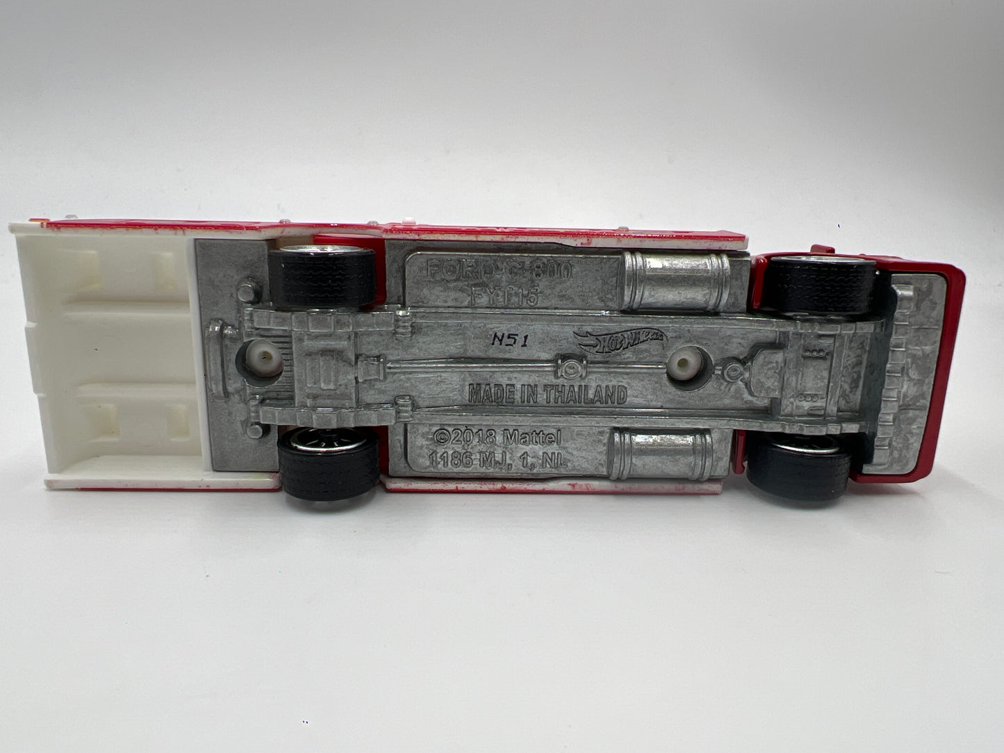 Hot Wheels 1/64 Premium Team Transport #28 65 Mercury Comet Cyclone & Ford C-800 Red Loose