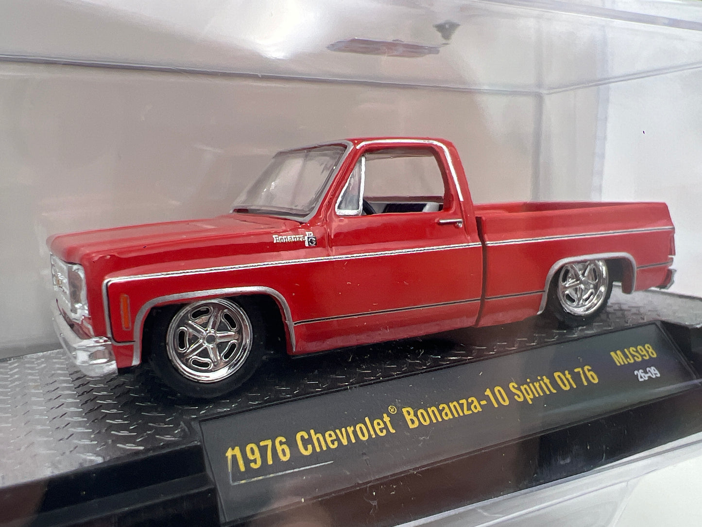 M2 Machines MJS98 MiJo Exclusives 1976 Chevrolet Bonanza 10 Spirit Of 76 Red