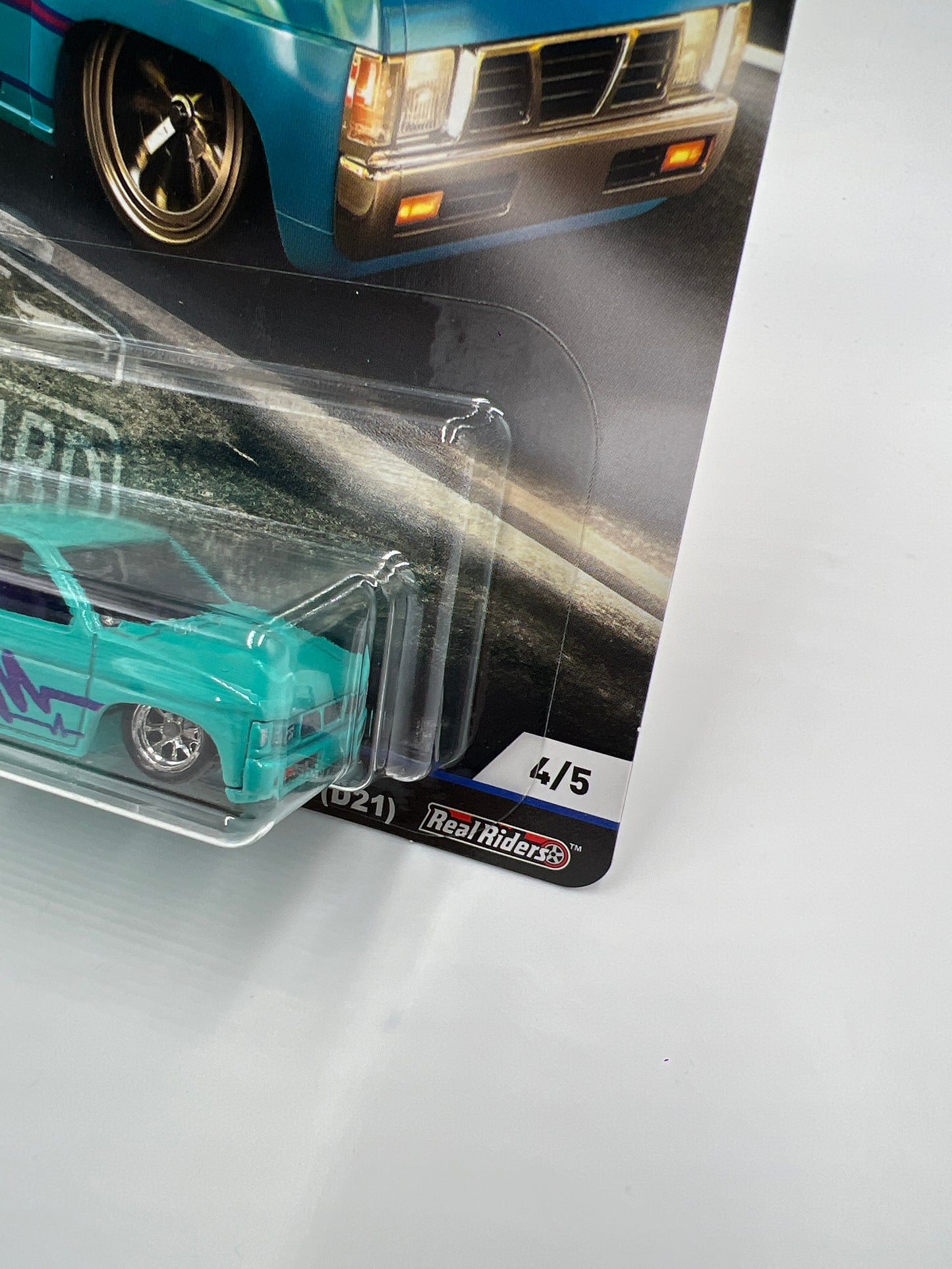 Hot Wheels Premium Cruise Boulevard #4 Custom 93 Nissan Hardbody D21 Light Blue W/Protector