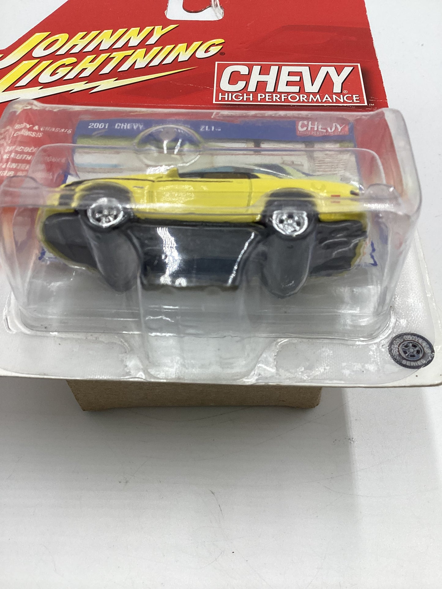 Johnny Lightning Chevy High Performance #4 2001 Chevy Camaro ZL1 Yellow