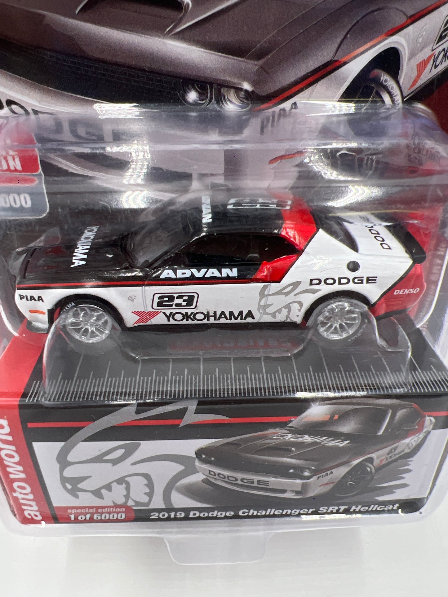 Auto World MiJo Exclusive Yokohama 2019 Dodge Challenger SRT Hellcat 1/6000 179F