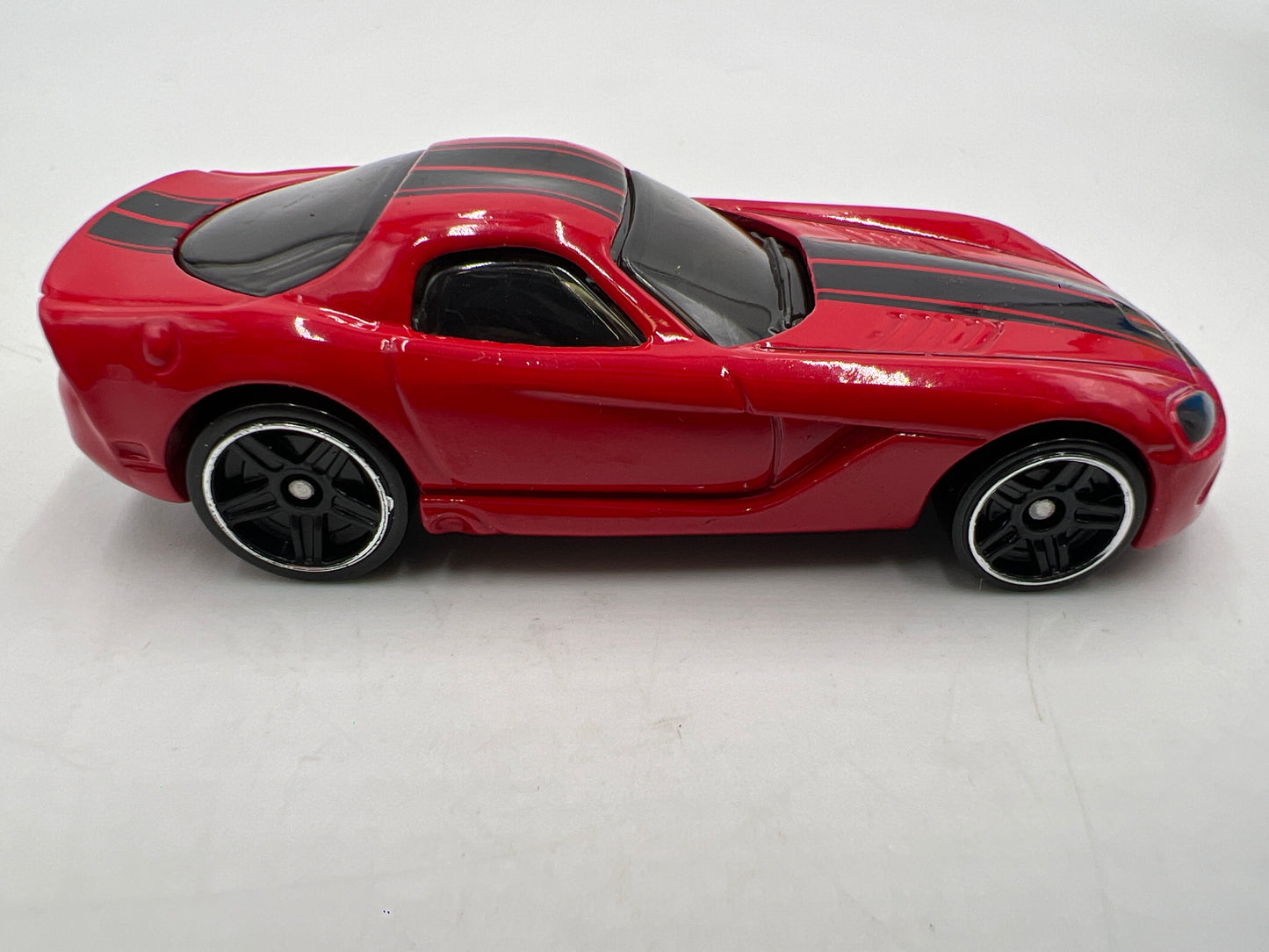 2015 Hot Wheels Mystery Models Series 1 #6 06 Dodge Viper SRT-10 Red