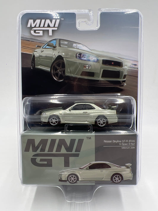 Mini GT #1003 Nissan Skyline GT-R R34 V-Spec II Nur Millenium Jade 230G