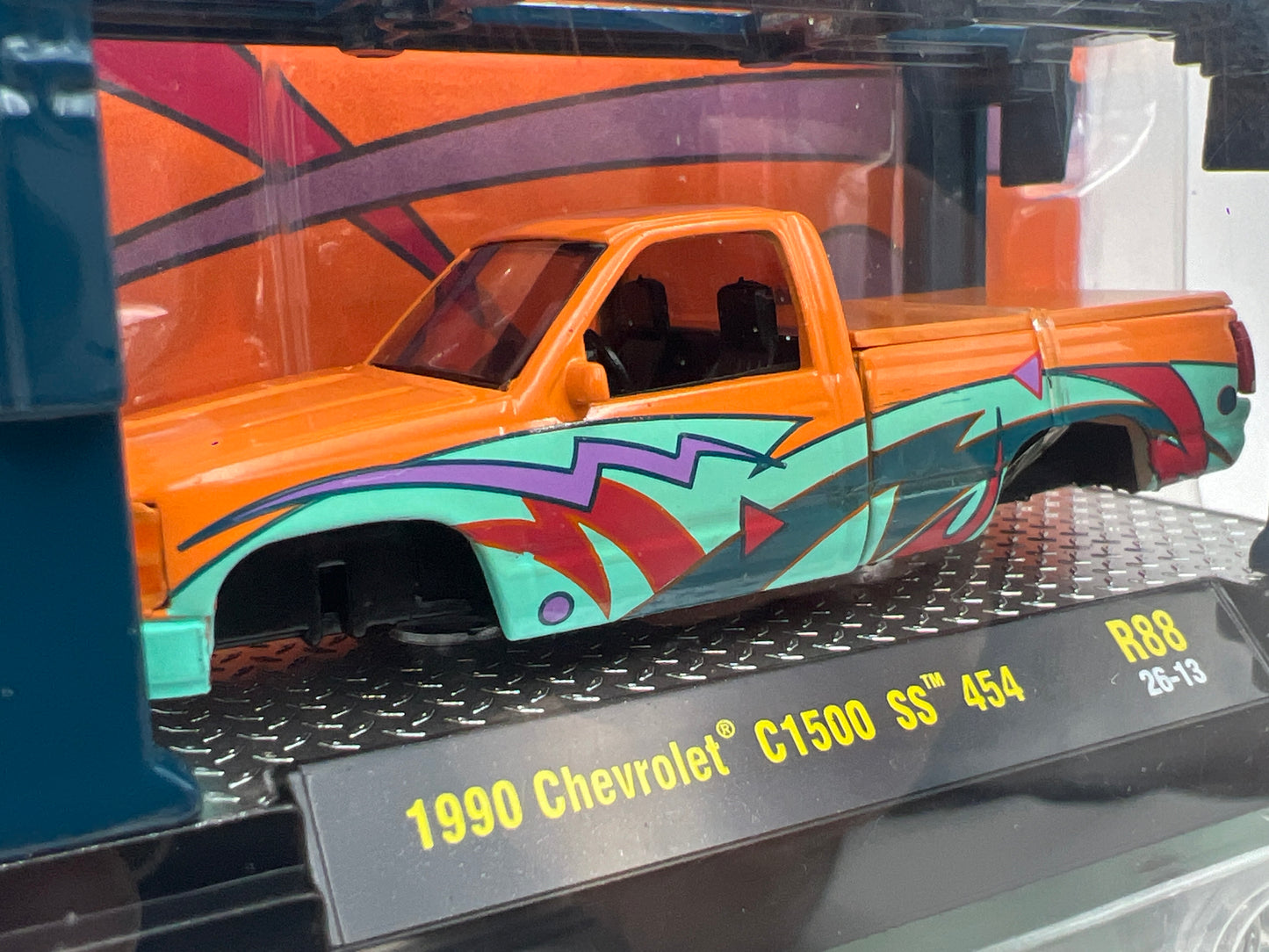 M2 Machines Model Kits R88 1990 Chevrolet C1500 SS 454