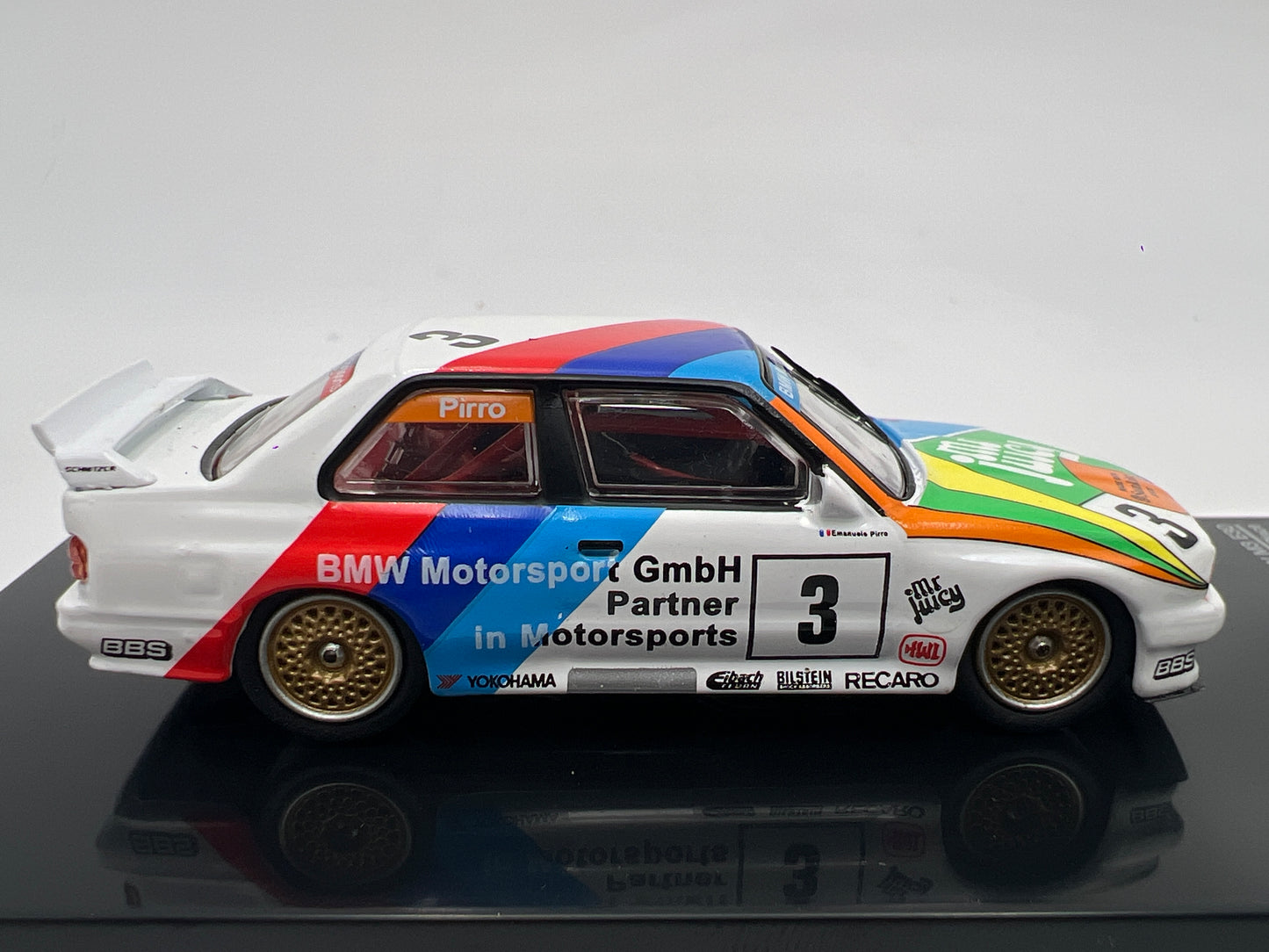 Tarmac Works x Hobby64 BMW M3 E30 2nd Place Macau Guia Race 1990