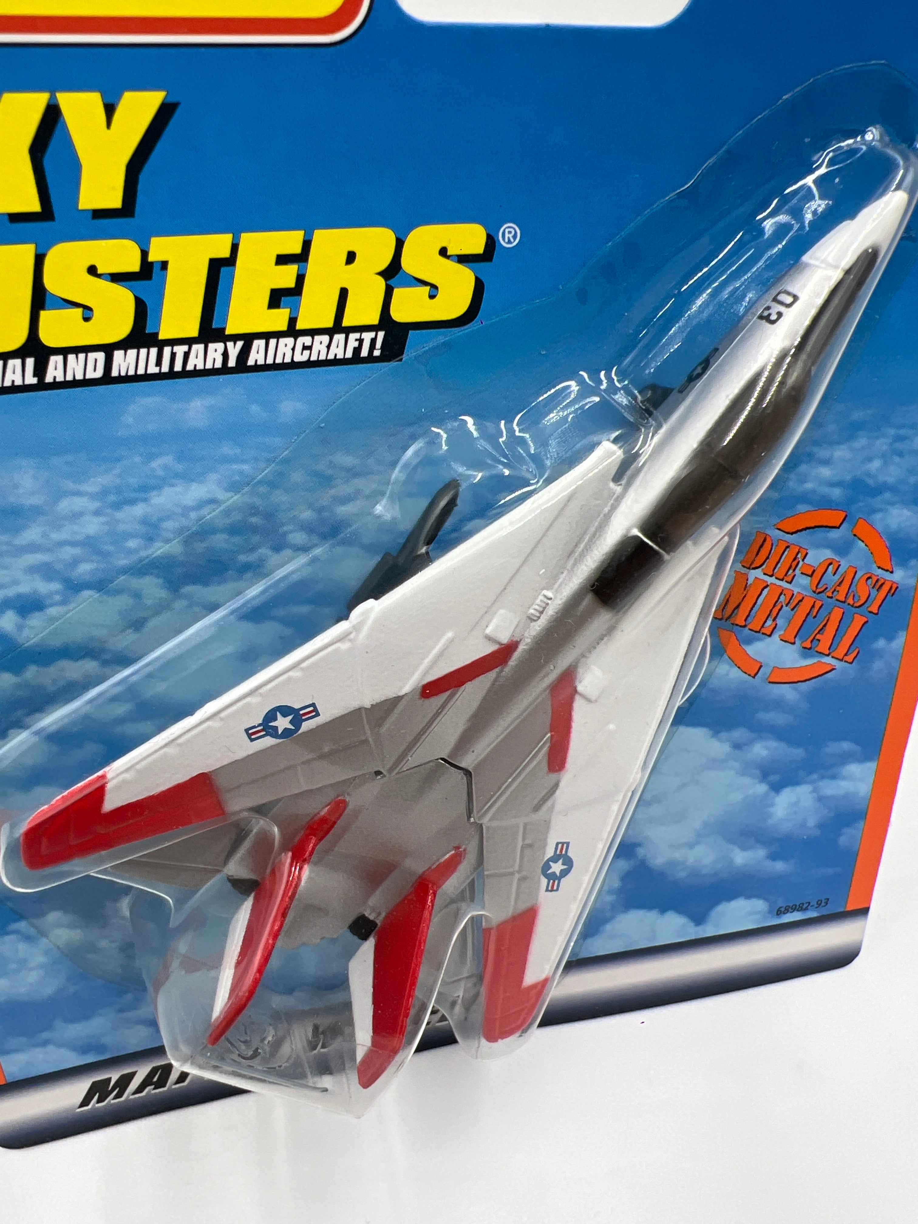 Matchbox Sky Busters F-14 Tomcat Silver/White/Red VV8