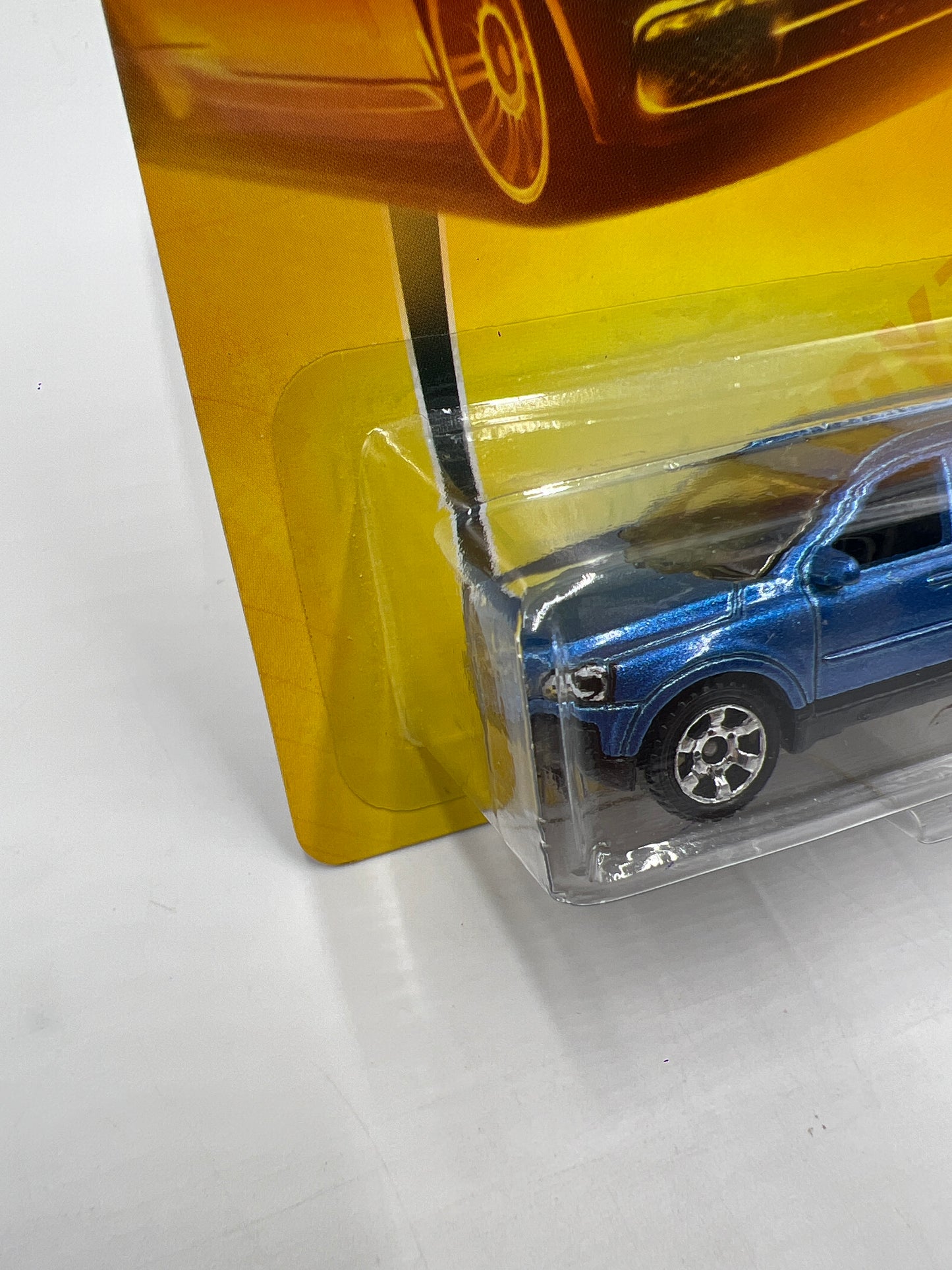 Matchbox VIP Luxury #43 Volvo XC-90 Blue SR