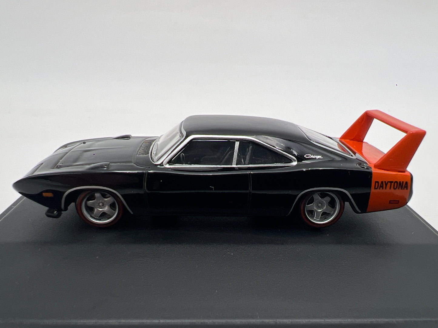 Oxford Auto Company 1/87 HO Scale Dodge Charger Daytona 1969 Black