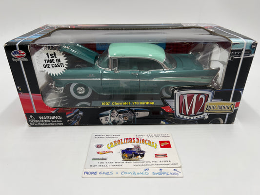 M2 Machines 1/24 CHASE? Auto-Thentics 1957 Chevrolet 210 Hardtop Green 08-06 VHTF