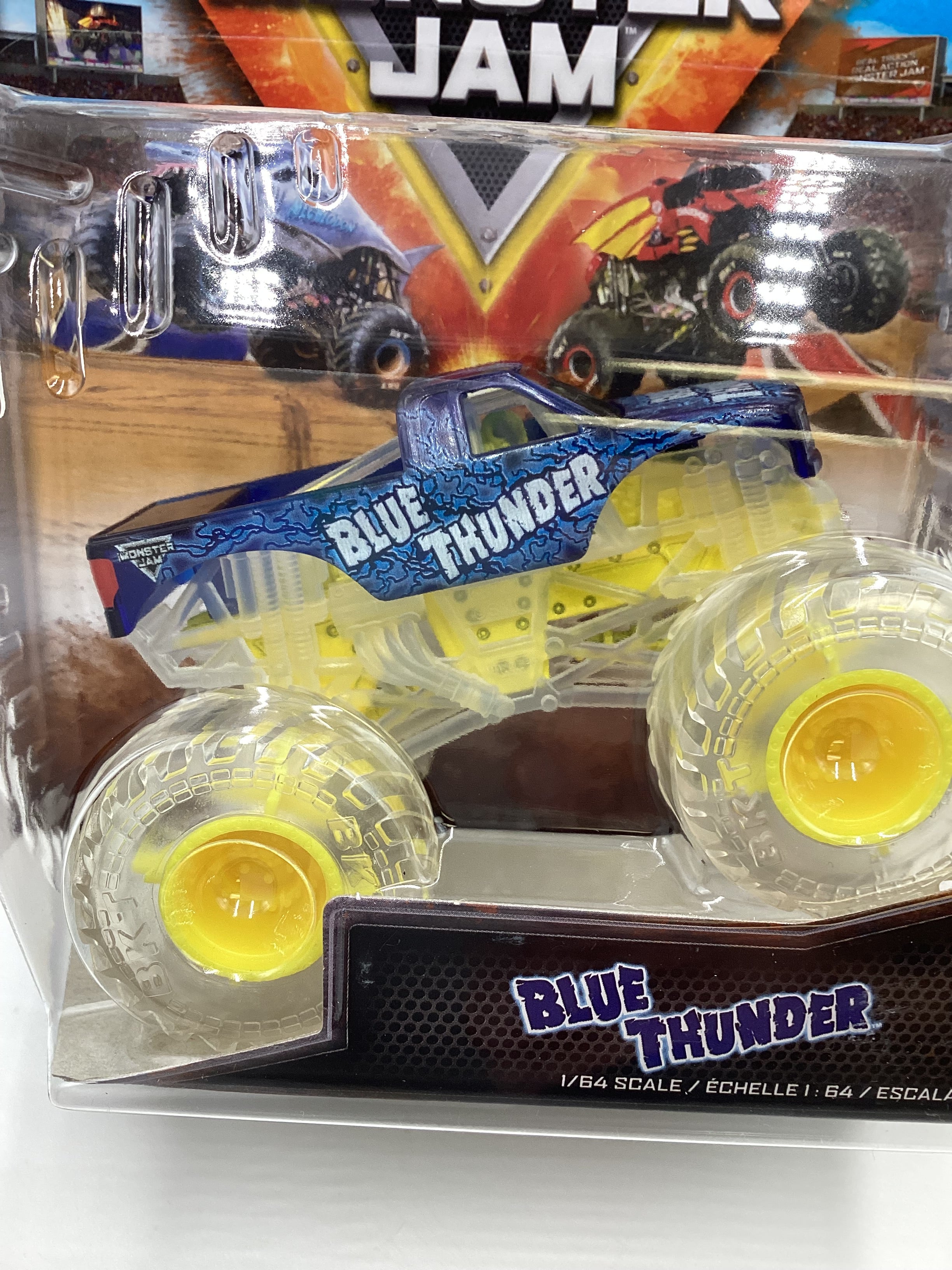 Monster Jam Series 36 Blue Thunder Chase – carolinasdiecast
