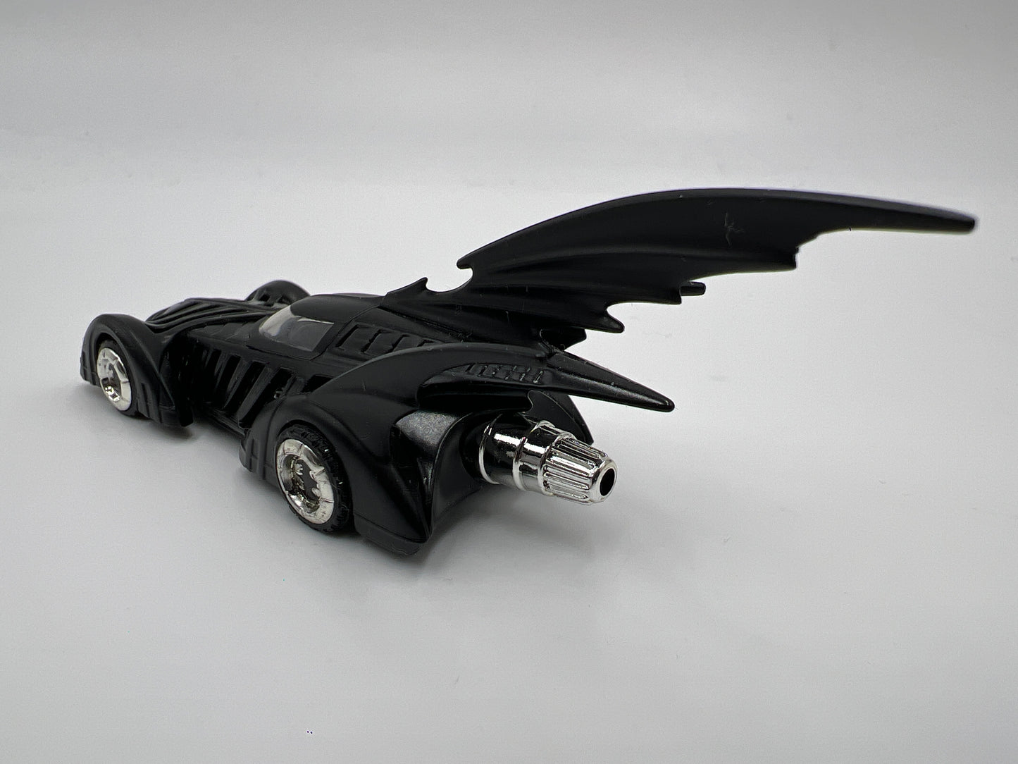 2004 Hot Wheels 1/64 Collectibles Batman Forever Batmobile Black Loose