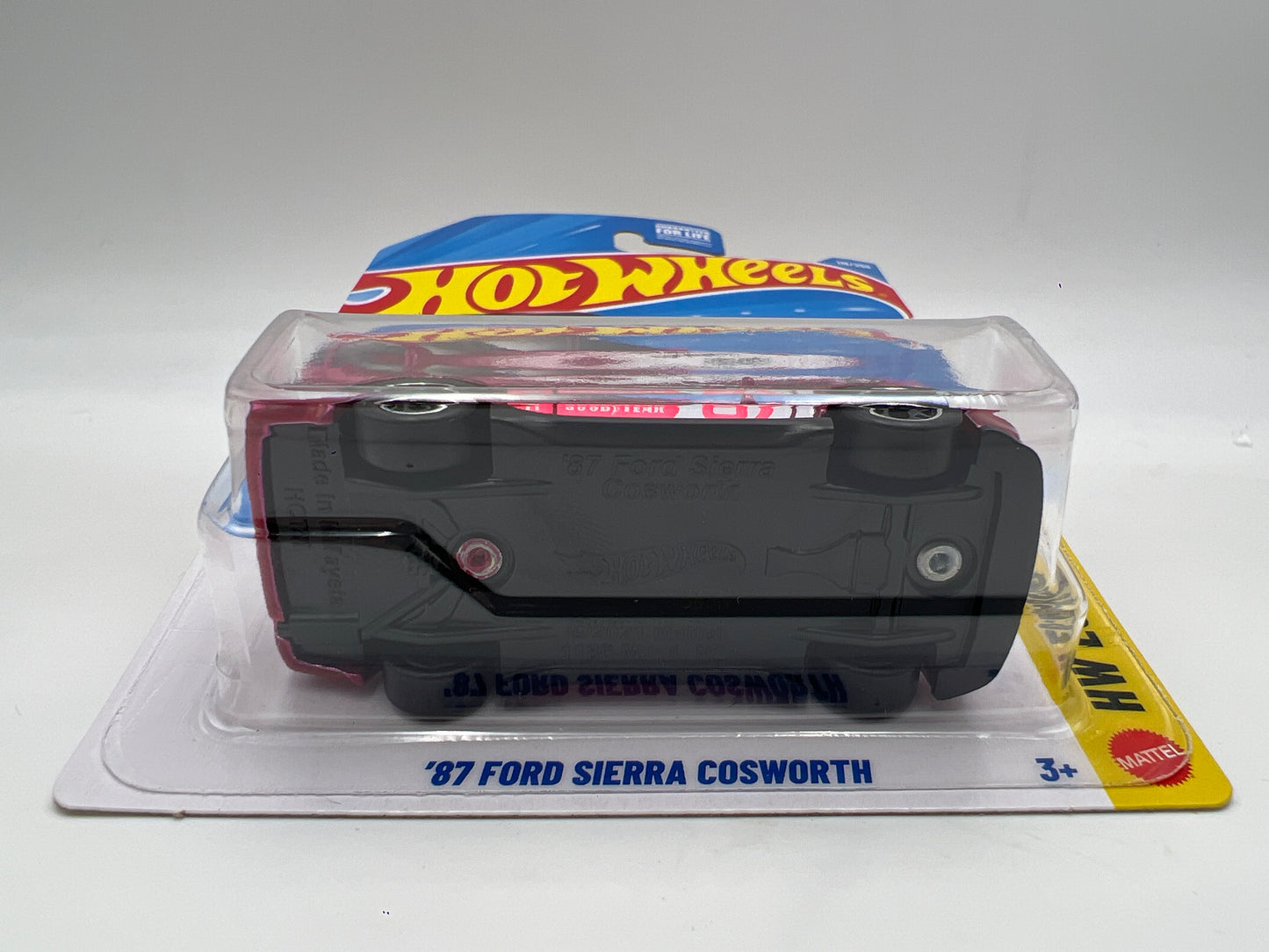 2026 Hot Wheels Super Treasure Hunt #116 87 Ford Sierra Cosworth Pink W/Protector