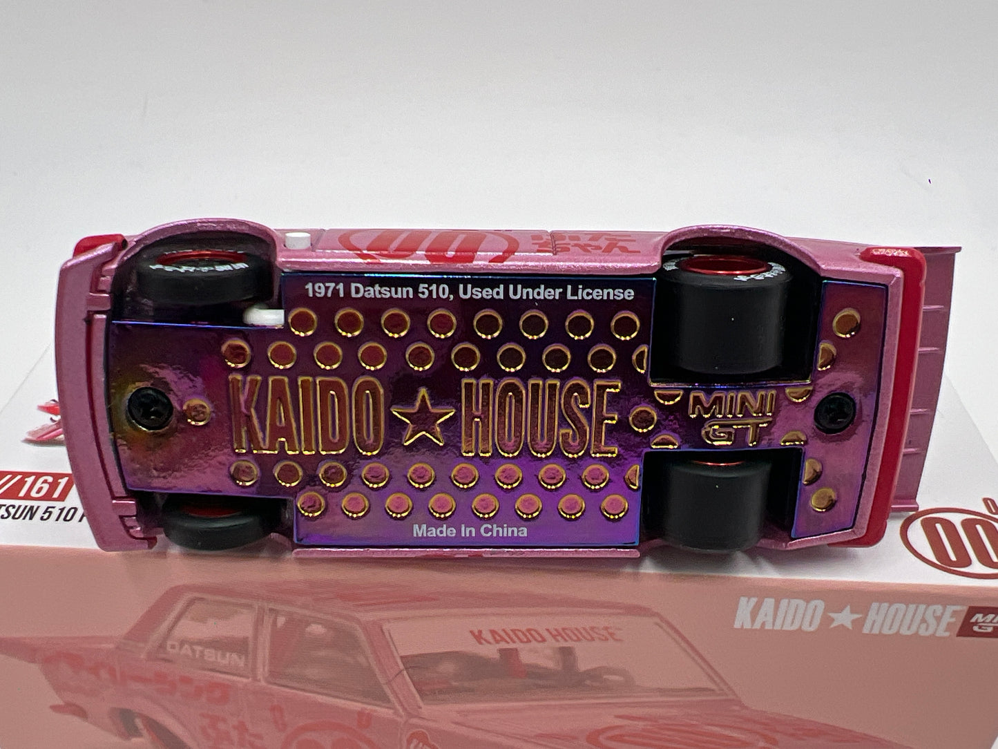 Mini GT Kaido House #161 Datsun 510 Pro Street Buta V1 Pink