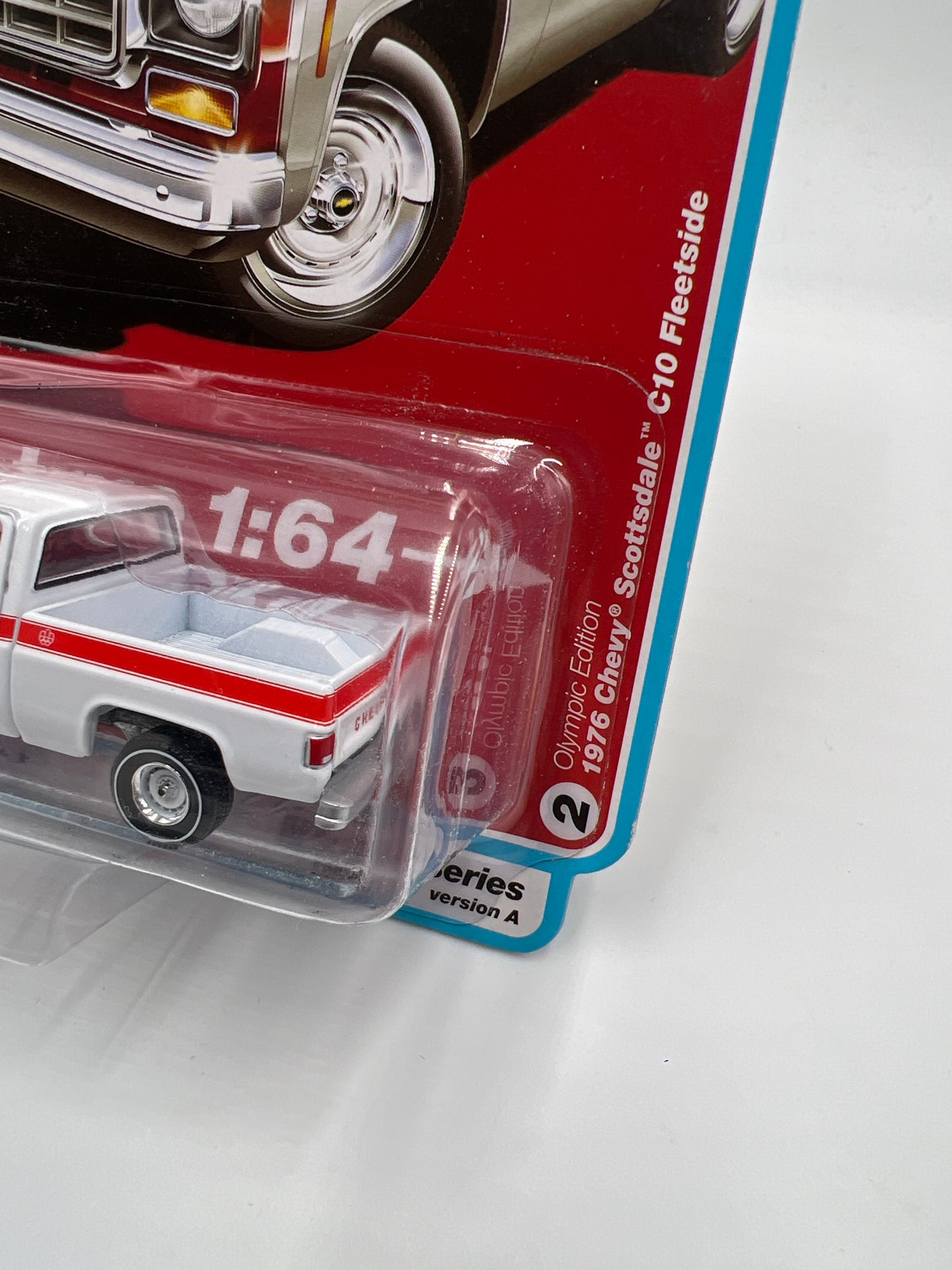 Auto World Muscle Trucks Release 1 Version A 1976 Chevy Scottsdale C10 Fleetside White/Red 183B